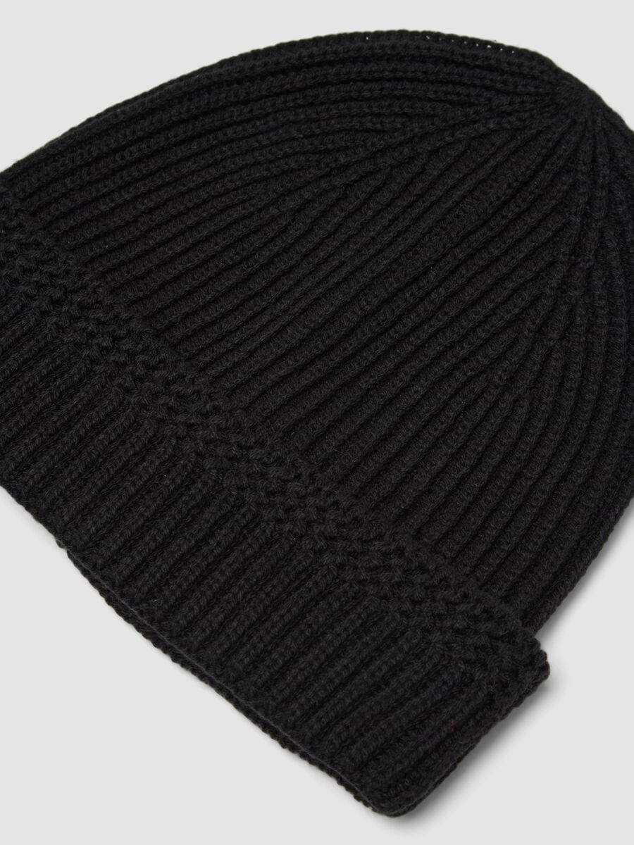 Berretto nero a coste in misto cotone_1