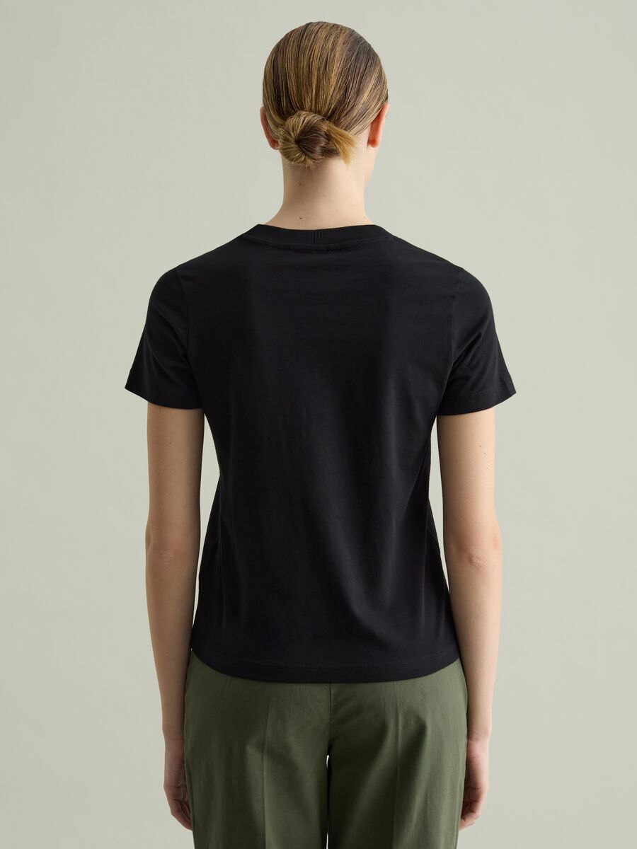 Cotton T-shirt with round neck_3