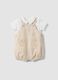 Beige organic cotton set with T-shirt and short dungarees_0