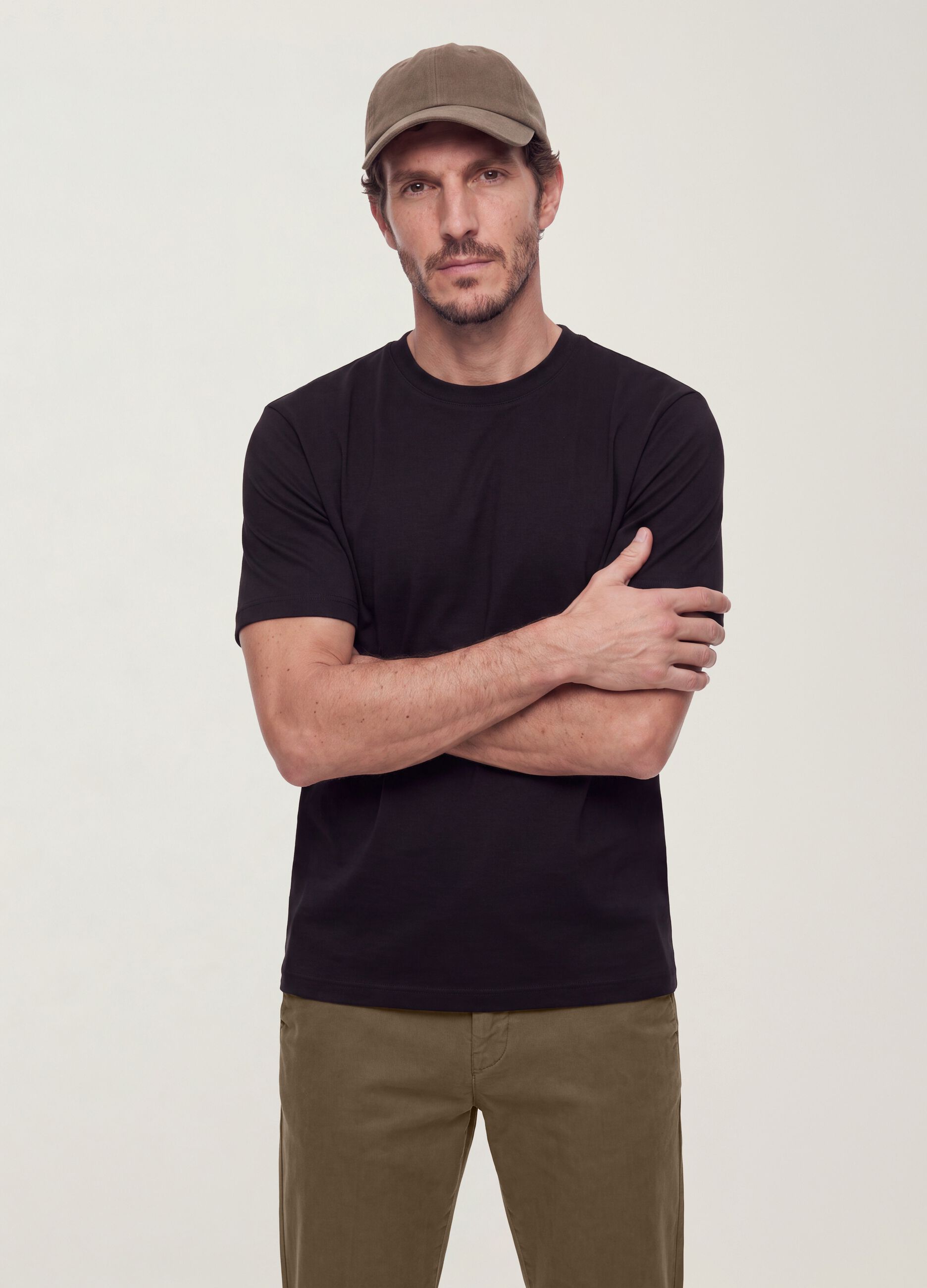 Men&rsquo;s black pure cotton regular-fit short-sleeve T-shirt