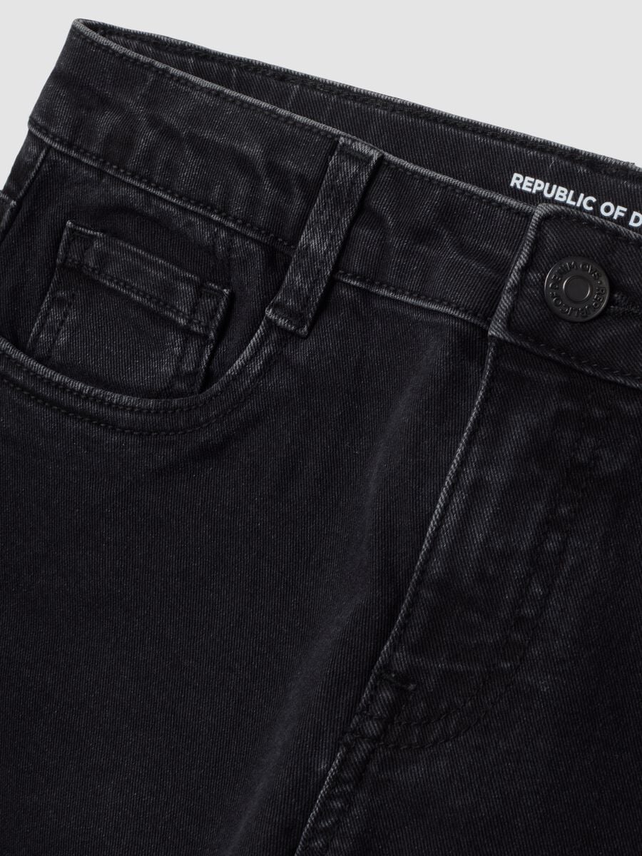 Boys&rsquo; black denim stretch-cotton jeans, regular fit_4