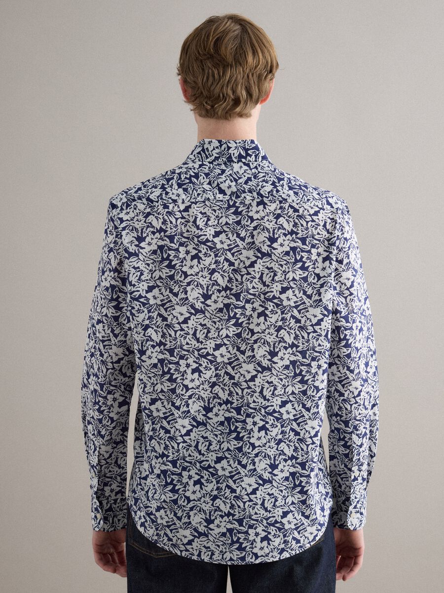 Camicia in puro cotone multicolor regular fit con motivo floreale_3