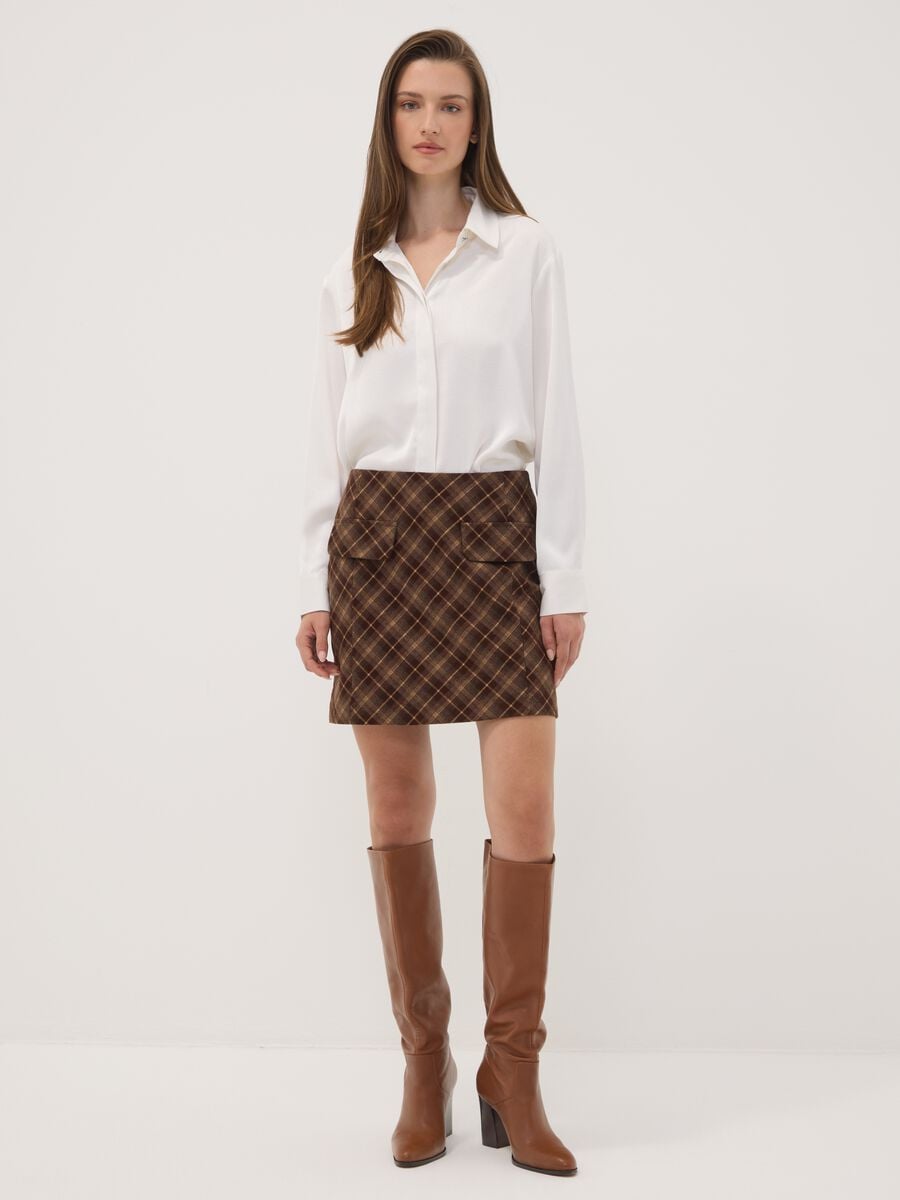 Camicia bianca regular fit con colletto classico_1