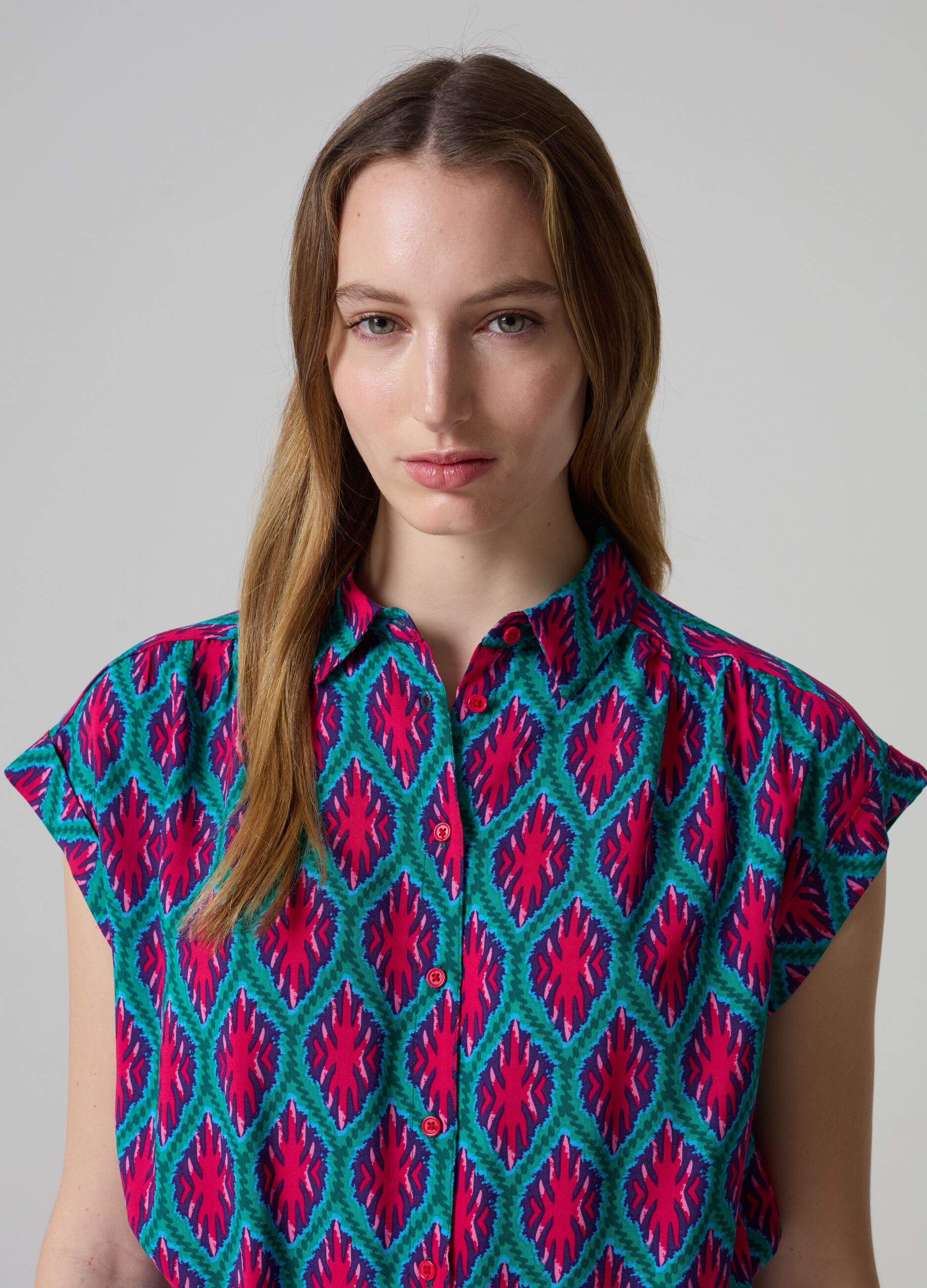 Blusa stampata a maniche corte con coulisse