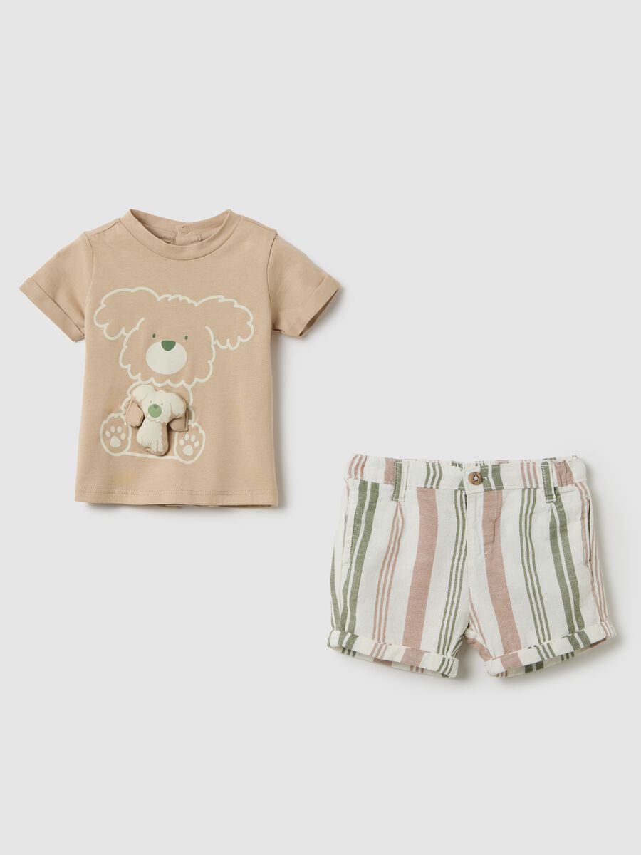 Newborn set with printed t-shirt and striped shorts_0