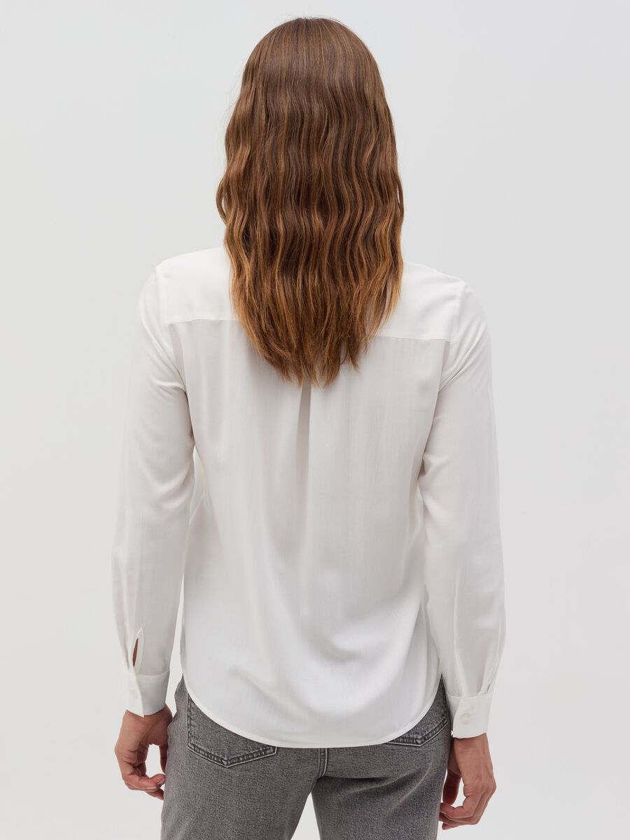Camicia in viscosa tinta unita_2