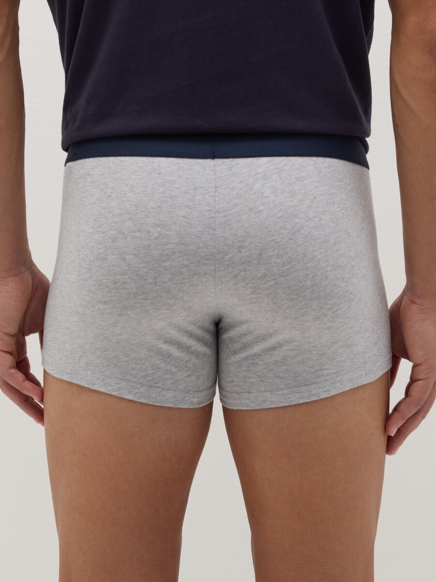 Three-pack boxer shorts with contrasting details_2
