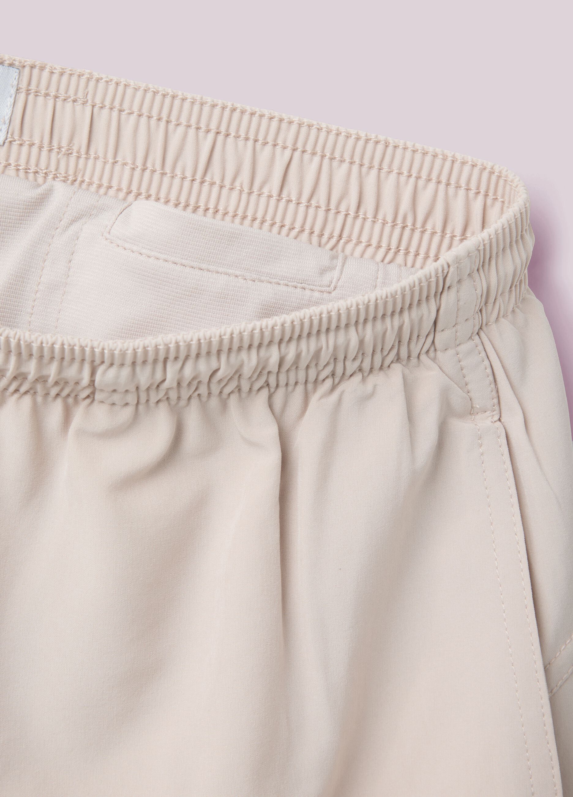 Fitness shorts in tessuto leggero ALTAVIA STUDIO 