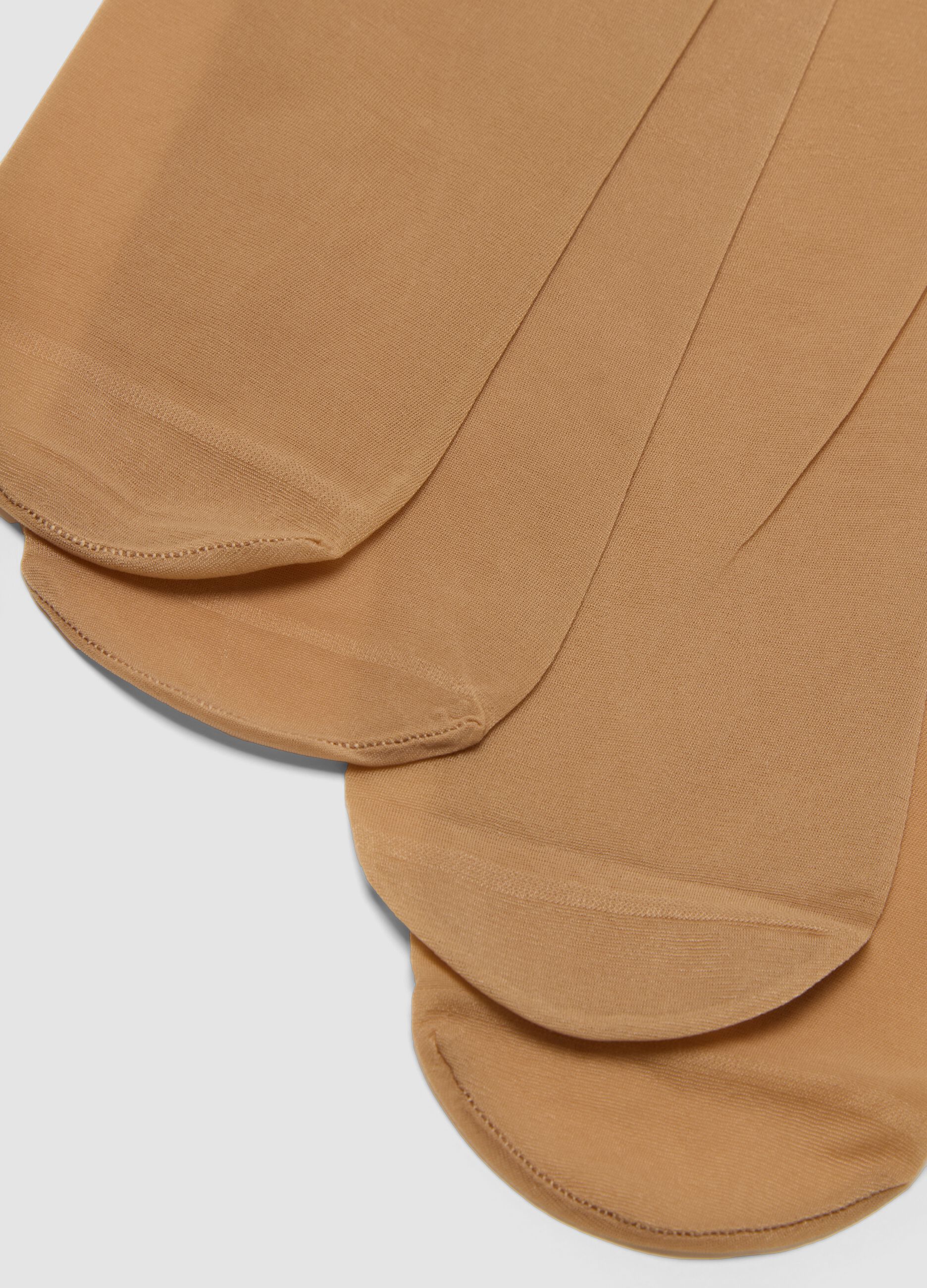 2-pack of beige sheer socks in stretch fabric