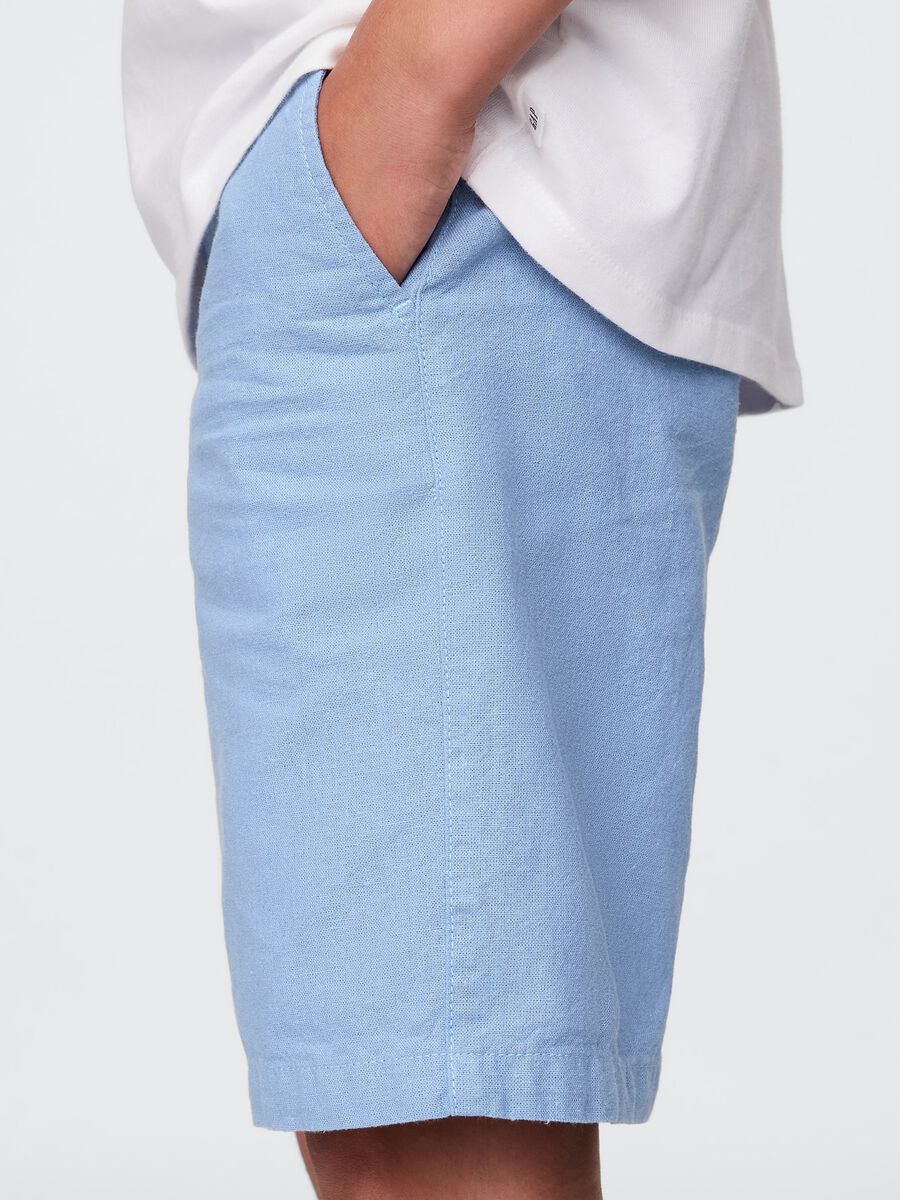 Blue linen and cotton shorts for children_3