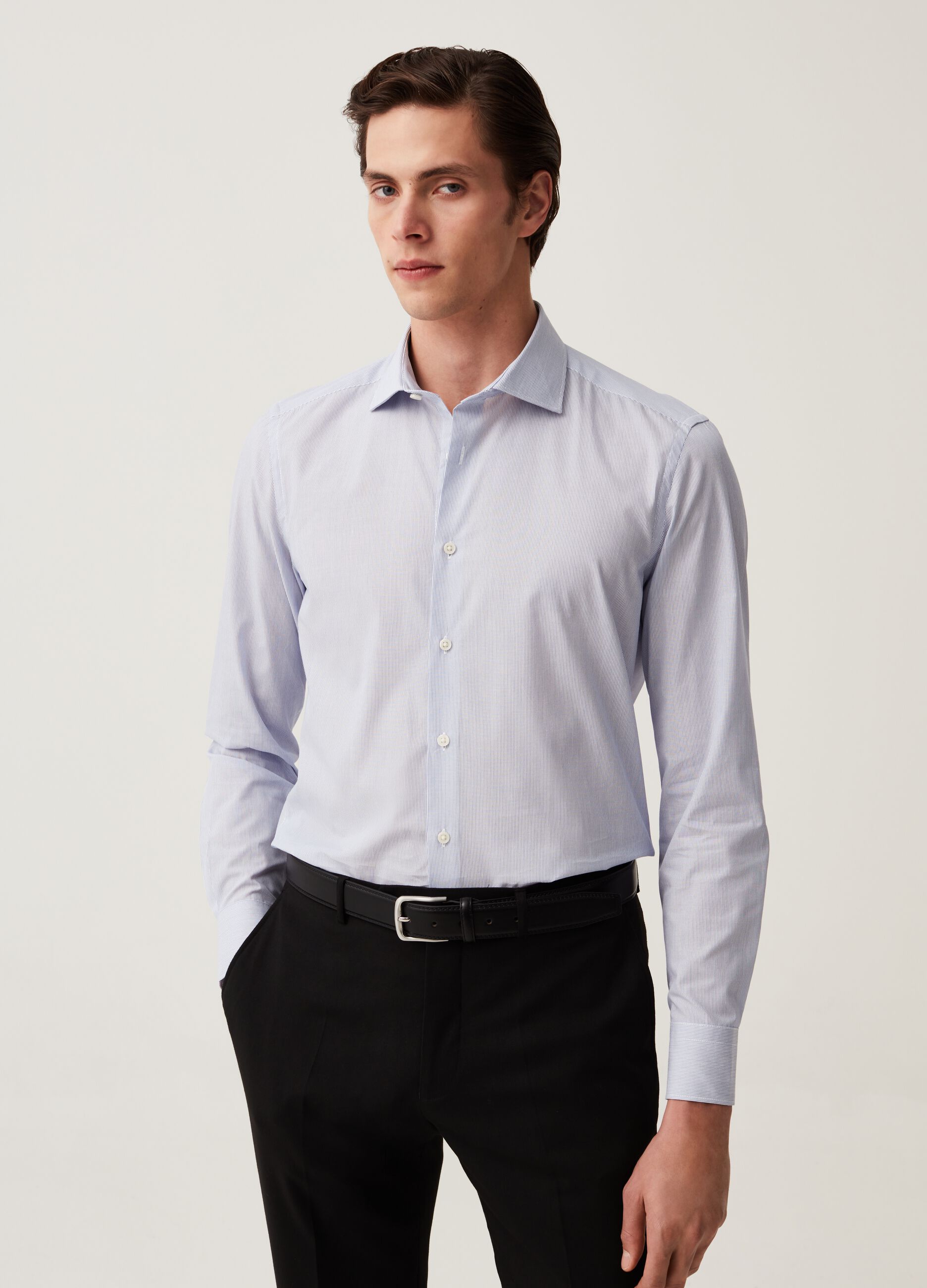 Slim-fit shirt with thin stripes