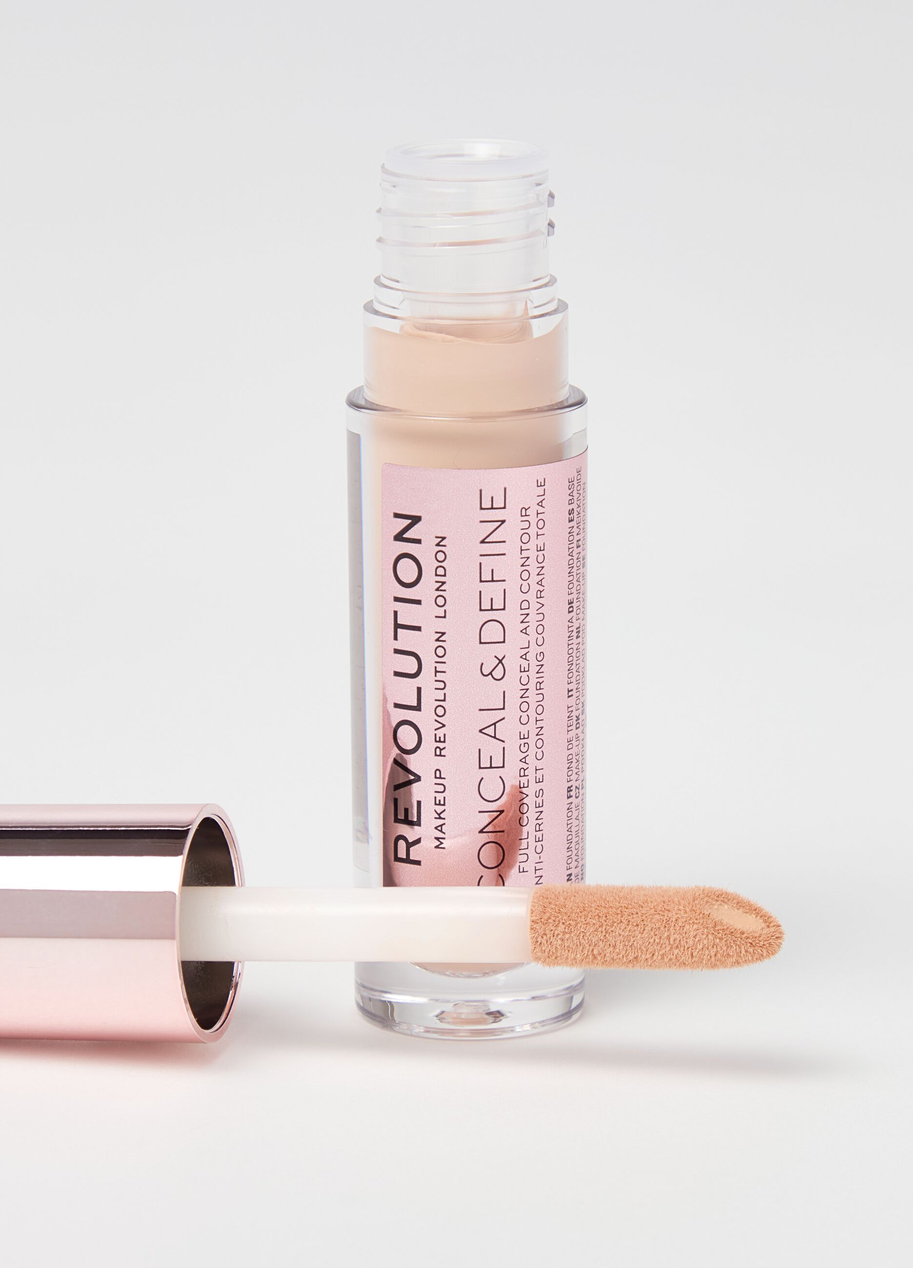 Conceal & Define concealer C5