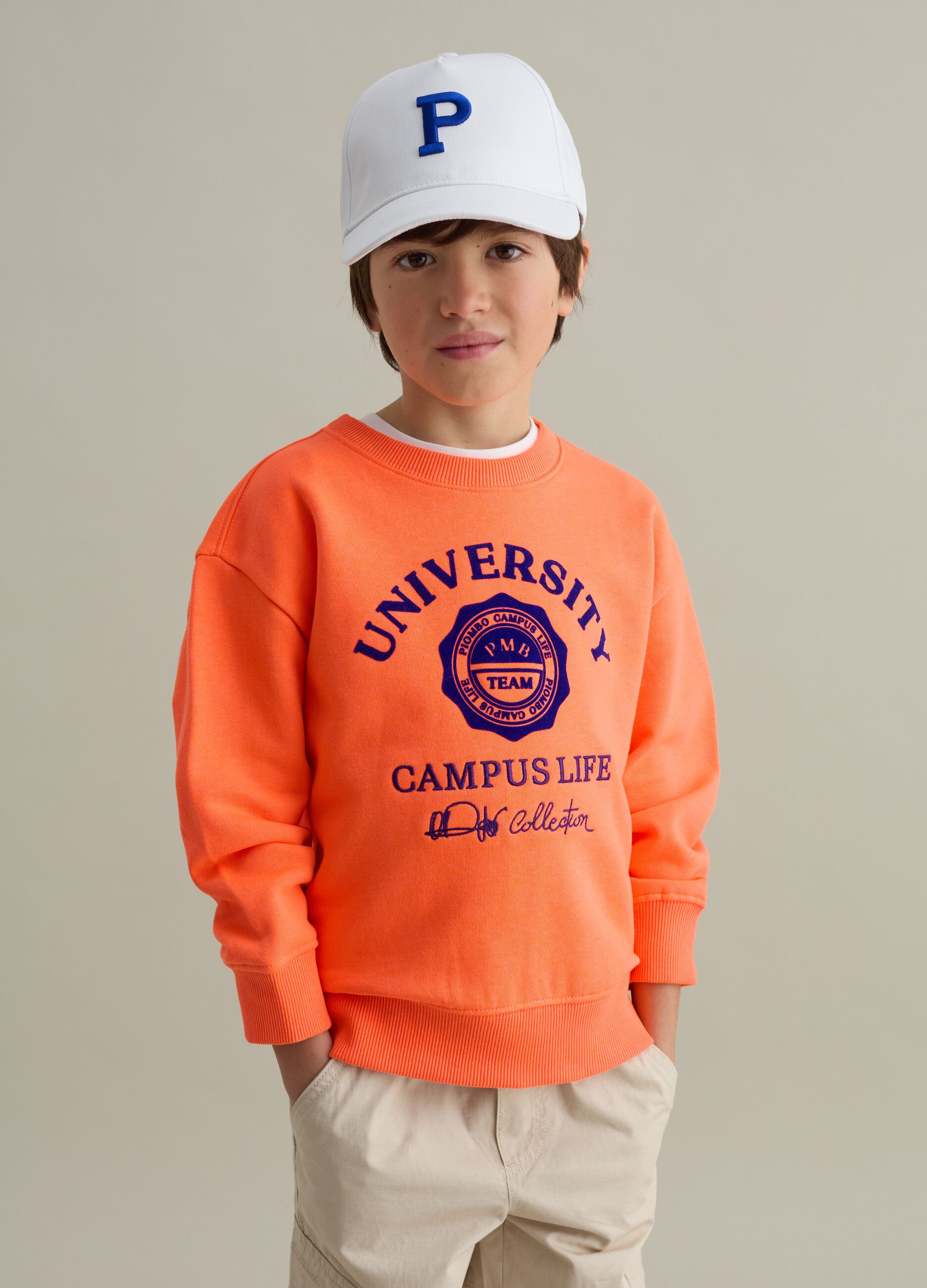White baseball cap with logo embroidery