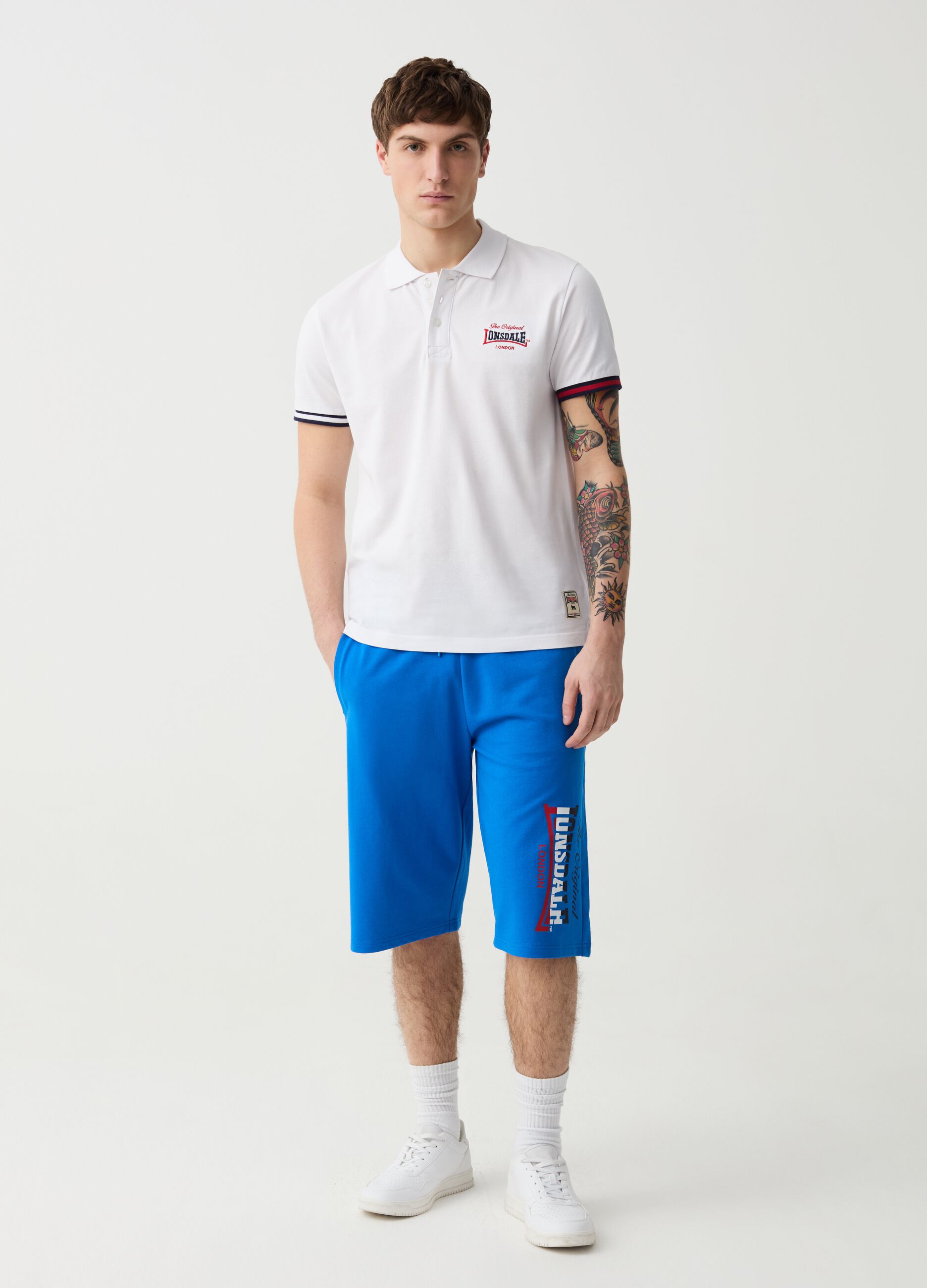 Bermuda joggers with logo print and drawstring