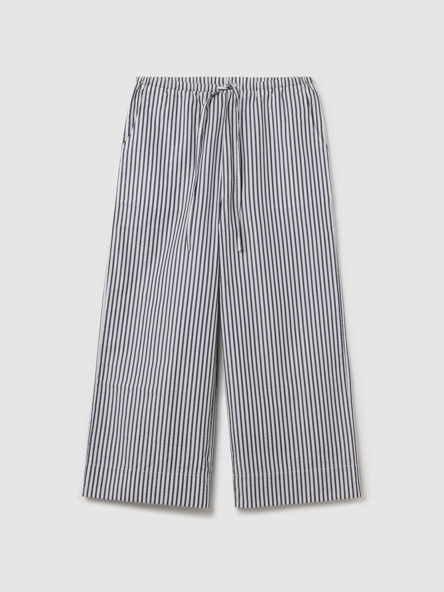 Blue and white wide-leg trousers with stripes_4