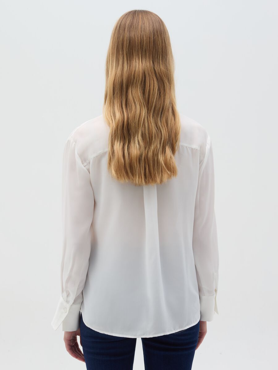 Shirt with satin details_3