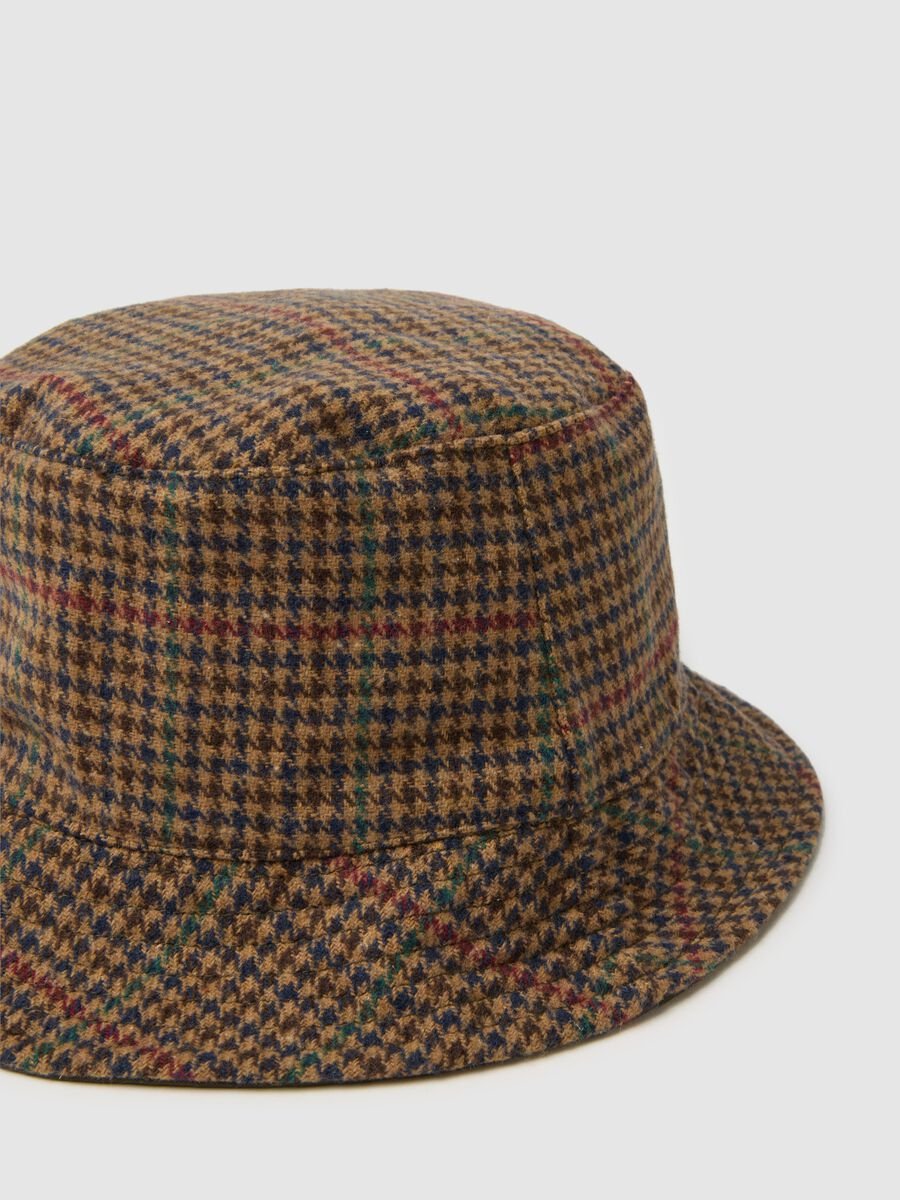 Cappello in misto cotone marrone con fastansia reversibile_2