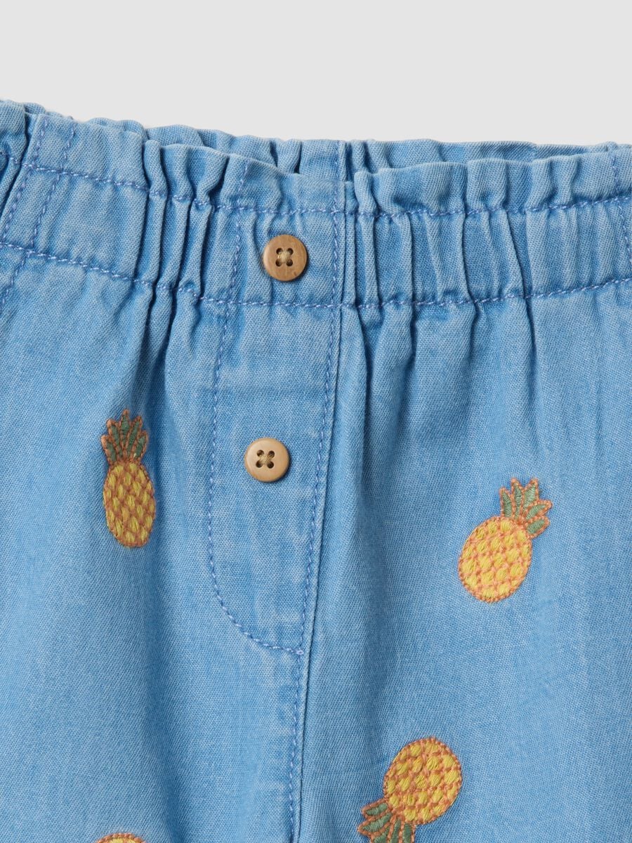 Shorts azzurri in puro cotone con ricami_2
