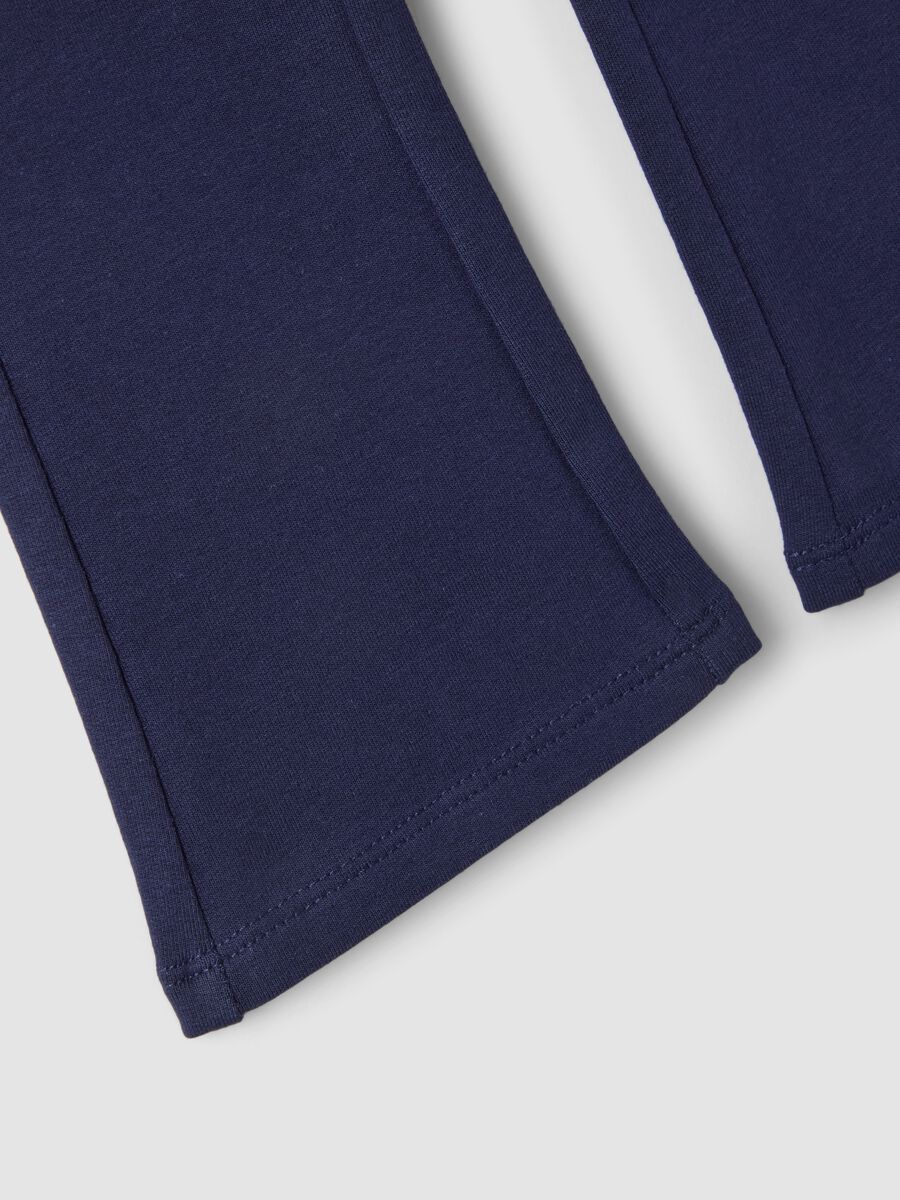 Pantaloni flare blu in cotone organico elasticizzato per bimba_3
