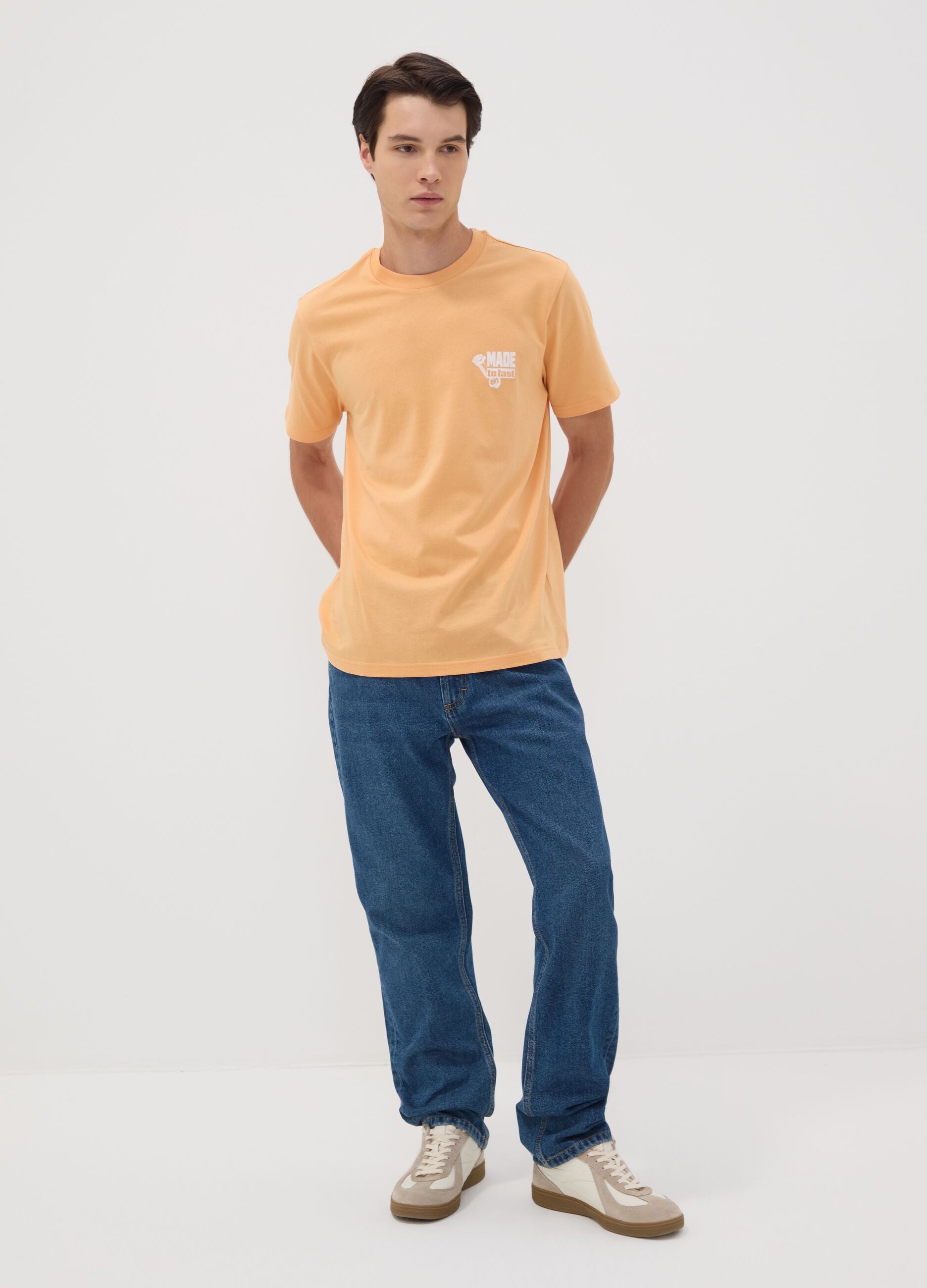 Orange pure cotton jersey T-shirt with chest print, regular fit