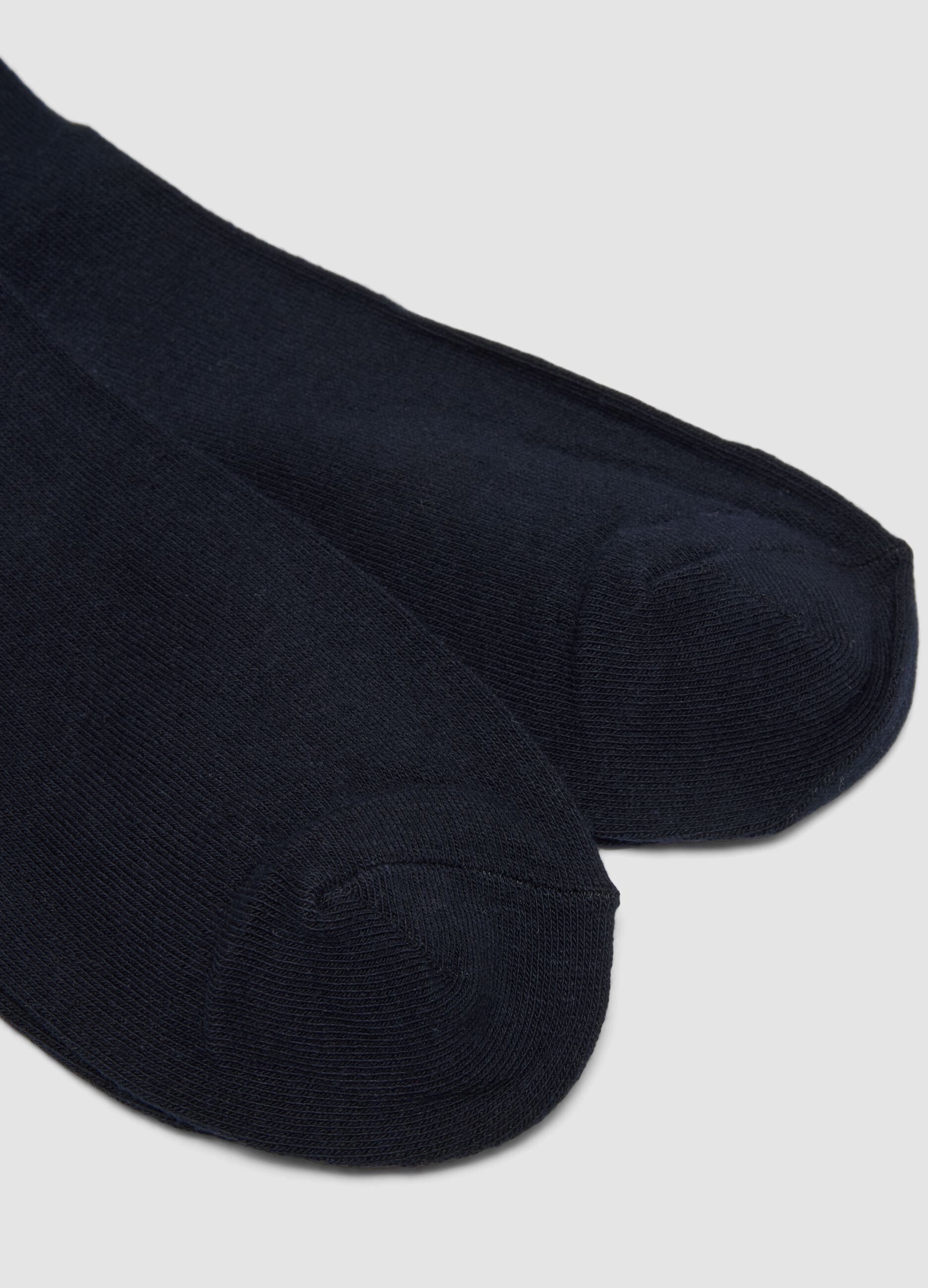 3-pack of long blue socks in stretchy organic cotton