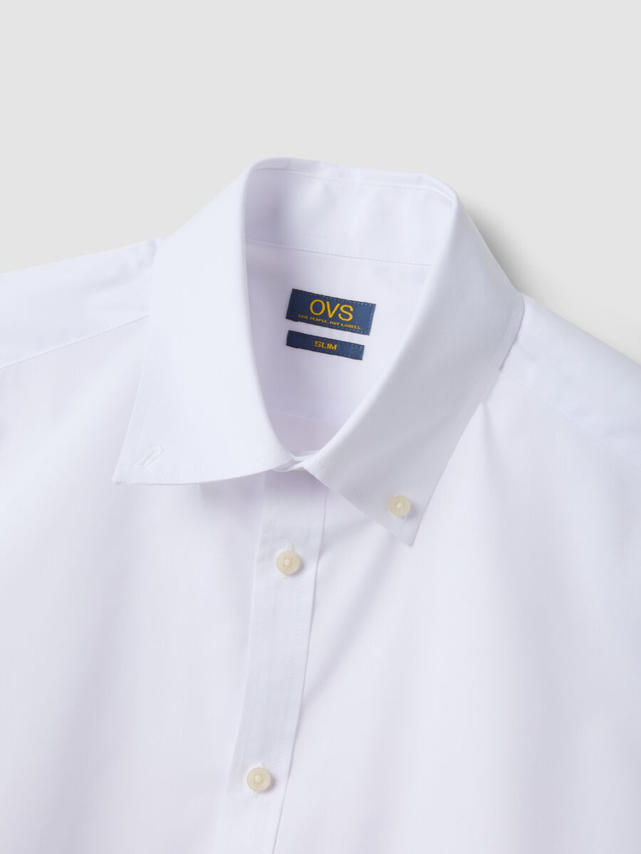 White slim-fit shirt with button-down collar_5
