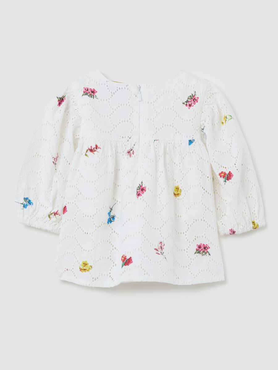 White broderie anglaise blouse with flowers_1