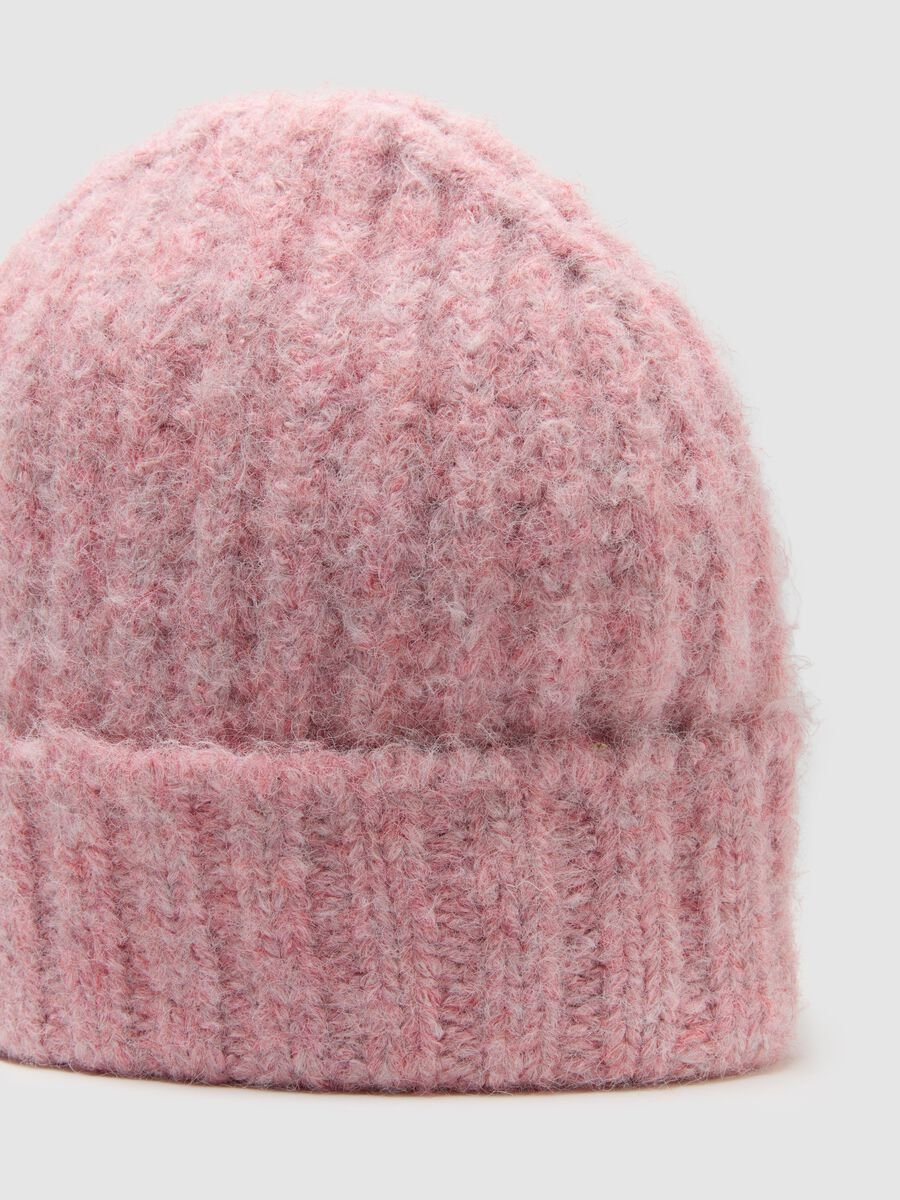 Berretto rosa lavorato in maglia jersey_2
