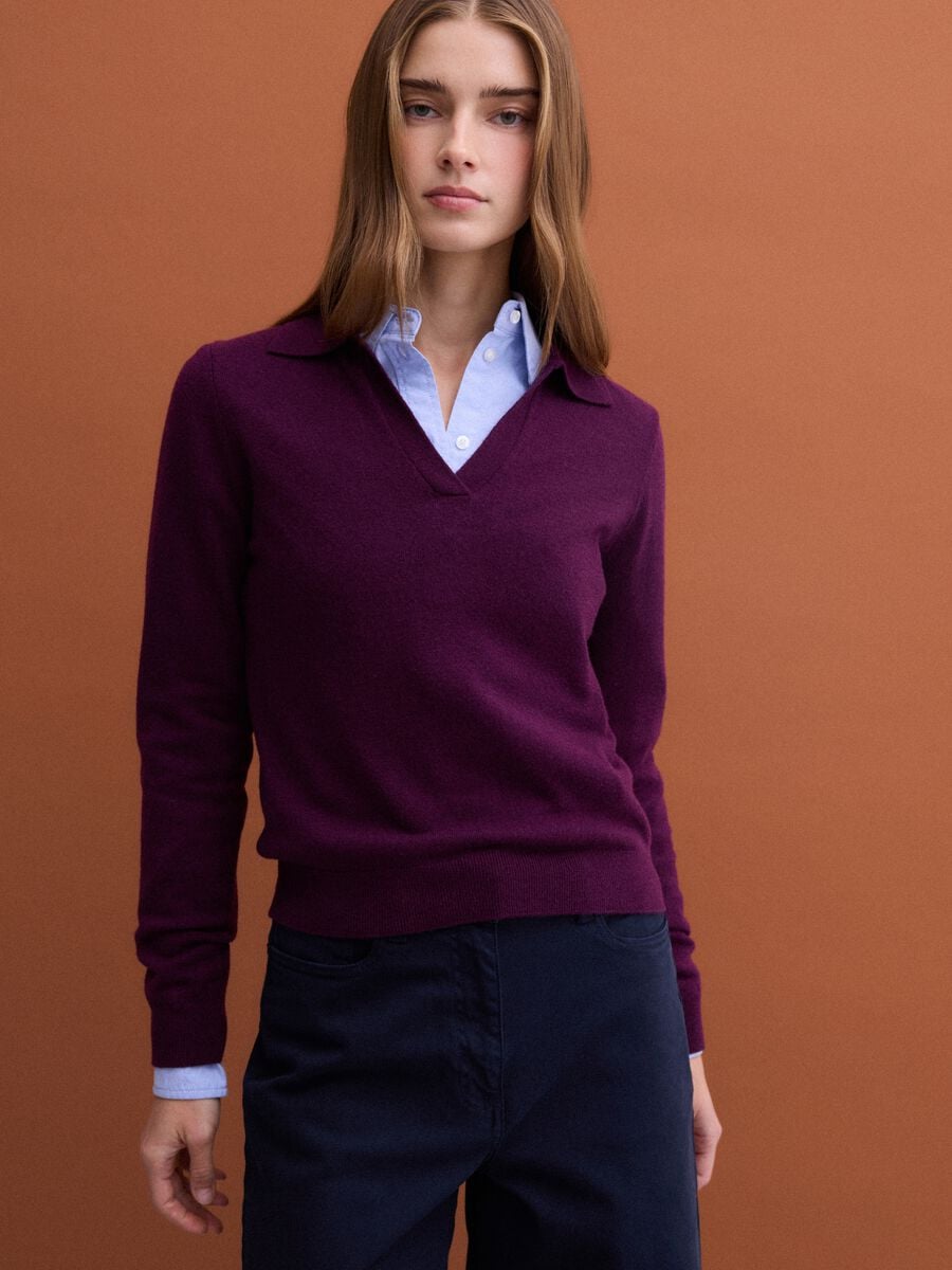 Maglia viola in pura lana con colletto polo_0