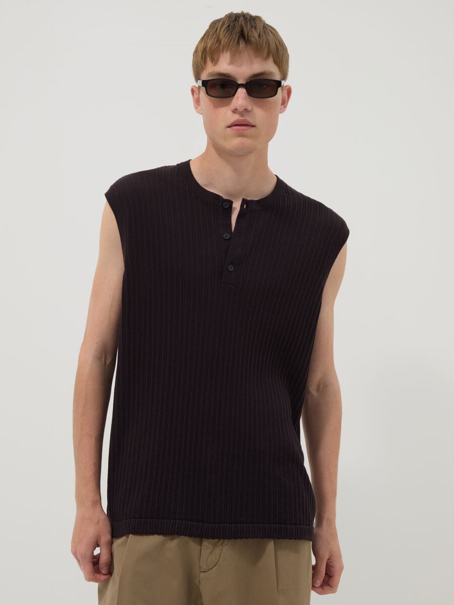 Black pure cotton ribbed waistcoat_1