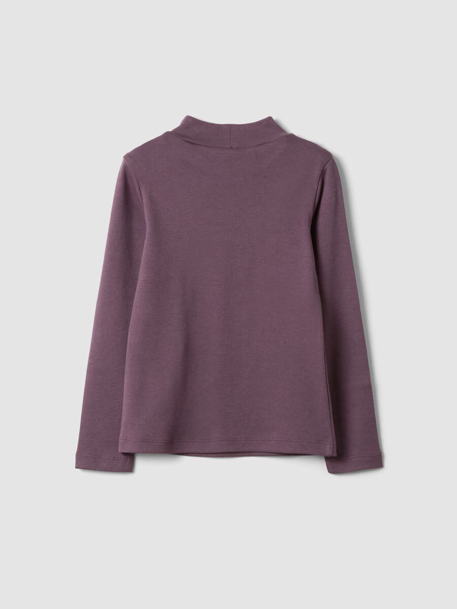 T-shirt viola in puro cotone organico con collo rialzato e stampa animaletti_1