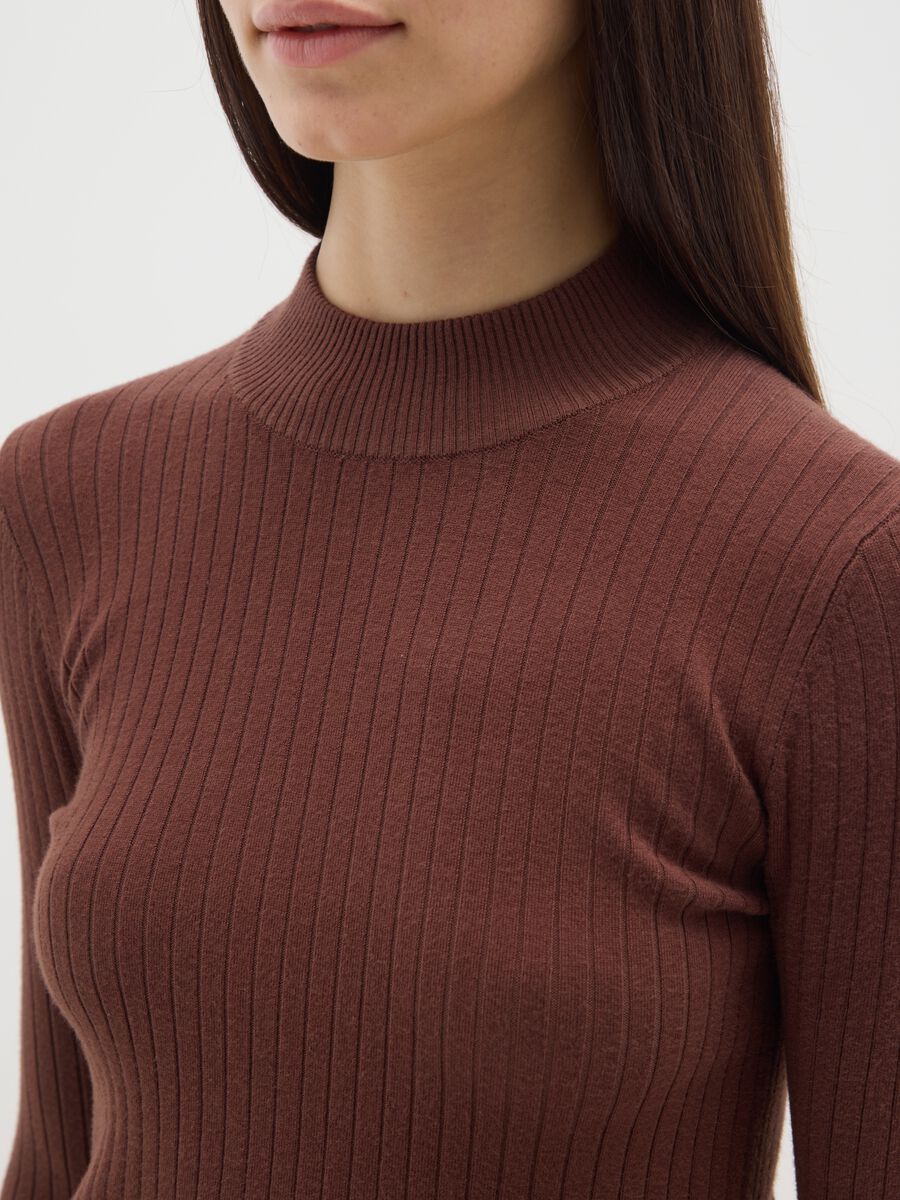 Brown high-neck sweater in viscose and polyamide blend_3