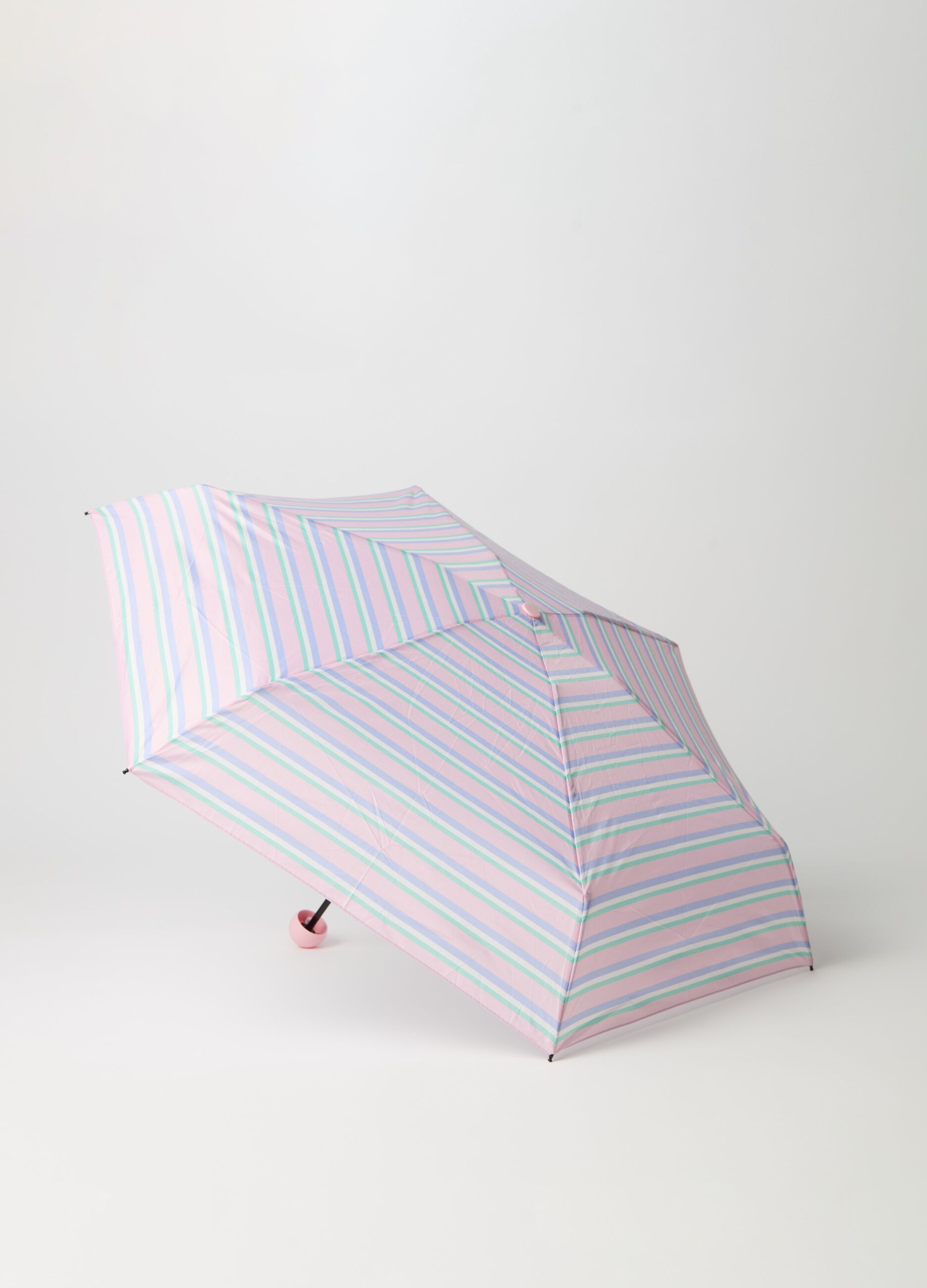 Umbrella with cover