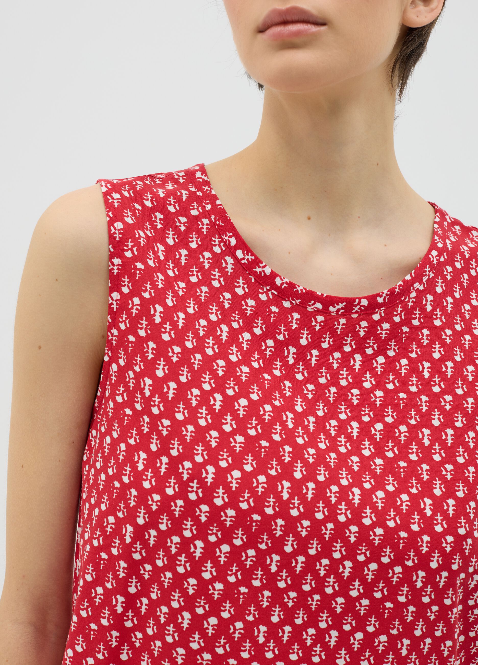 Red sleeveless pure viscose tank top by Ovs