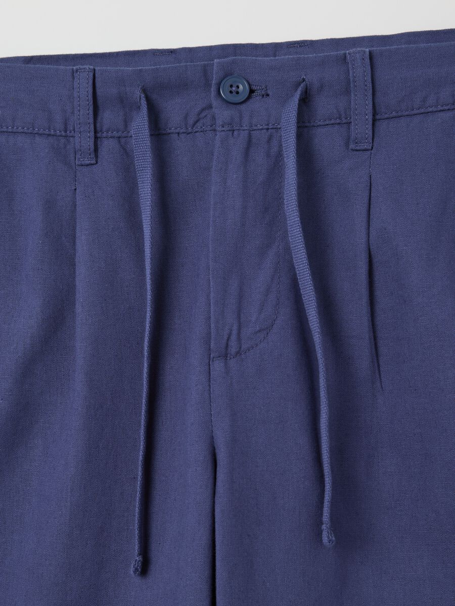 Men’s blue cotton and linen regular-fit shorts_5