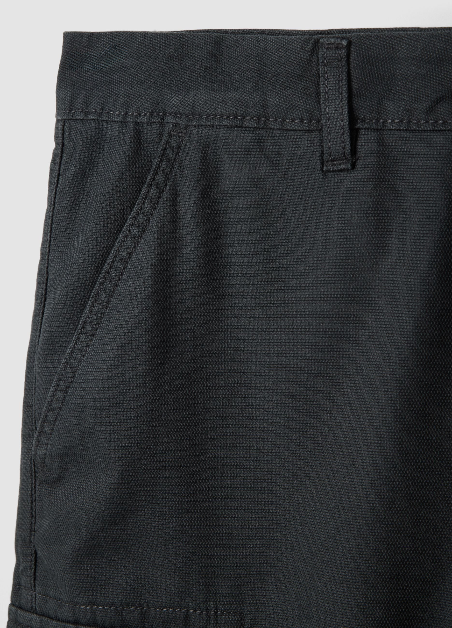 Black pure cotton cargo Bermuda shorts, regular fit