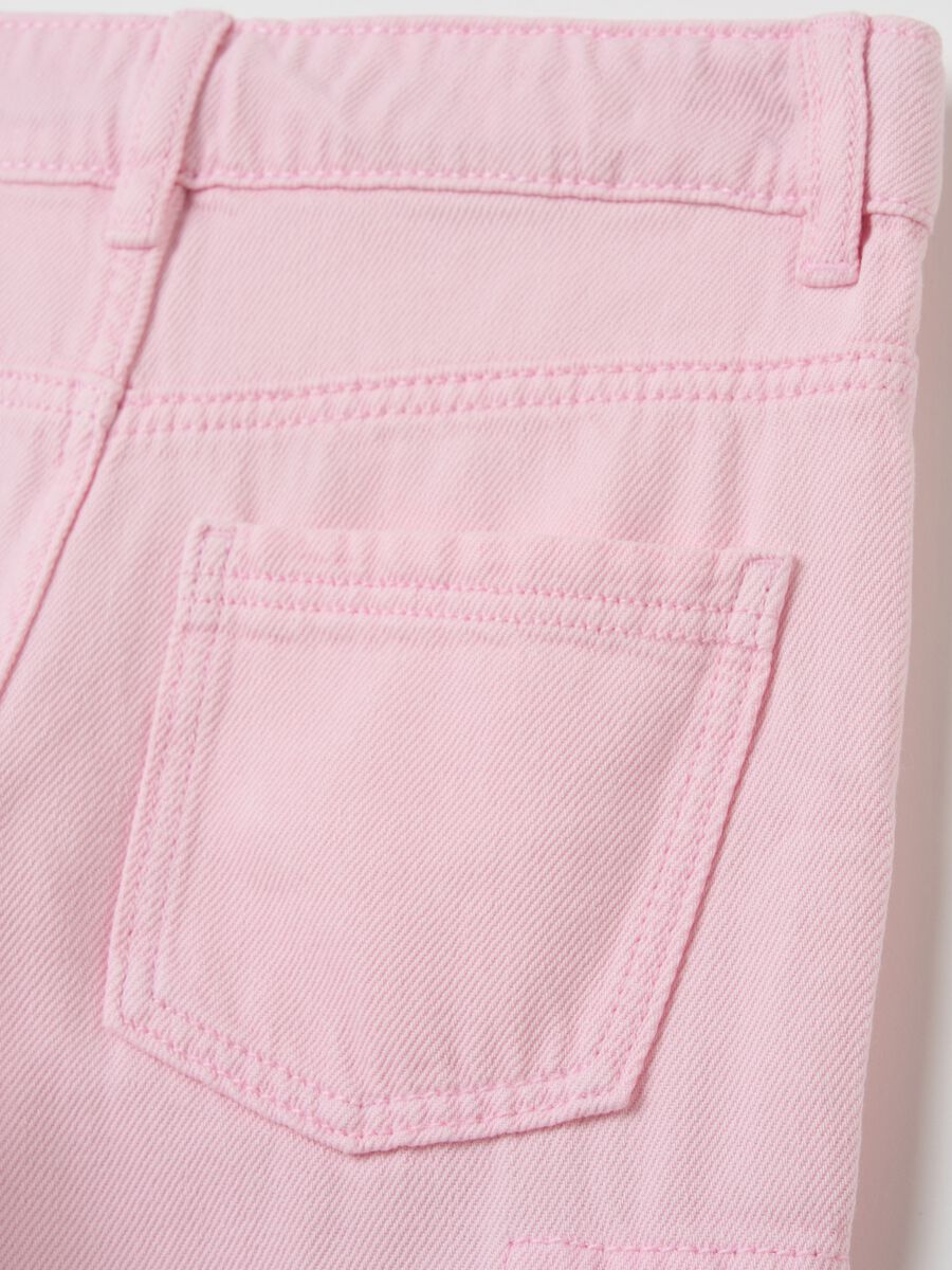 Wide-leg cargo trousers in twill_3