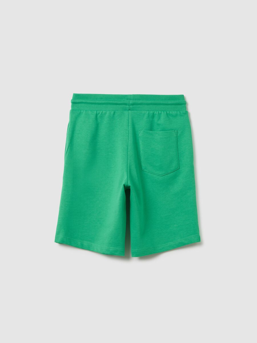 Regular fit green kids' cotton shorts with print_1