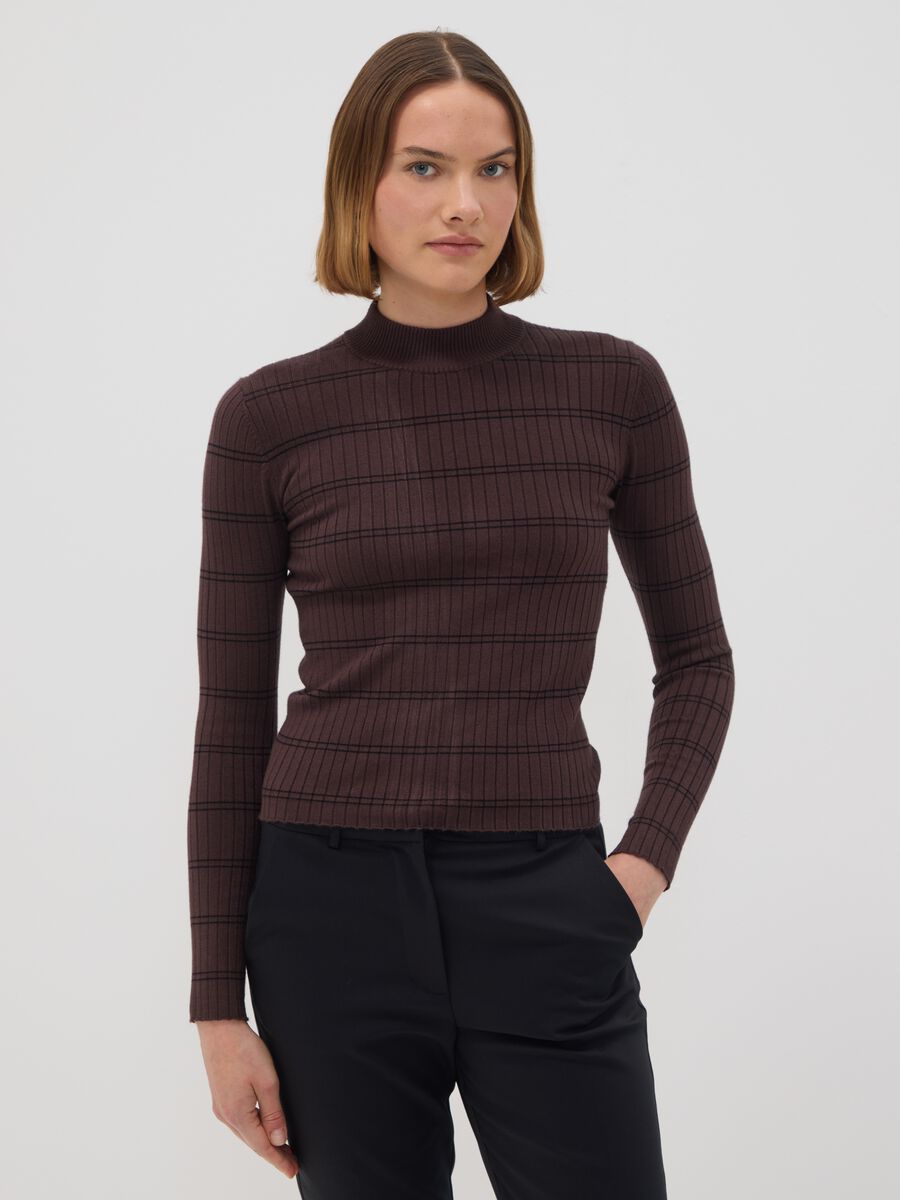 Brown fitted viscose-blend jumper with mock neck_1