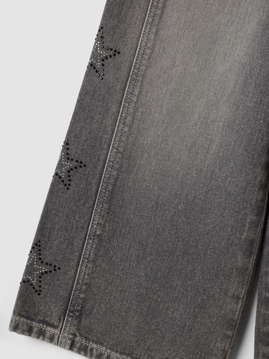 Jeans grigi wide leg in puro cotone con stelle per bambina_3