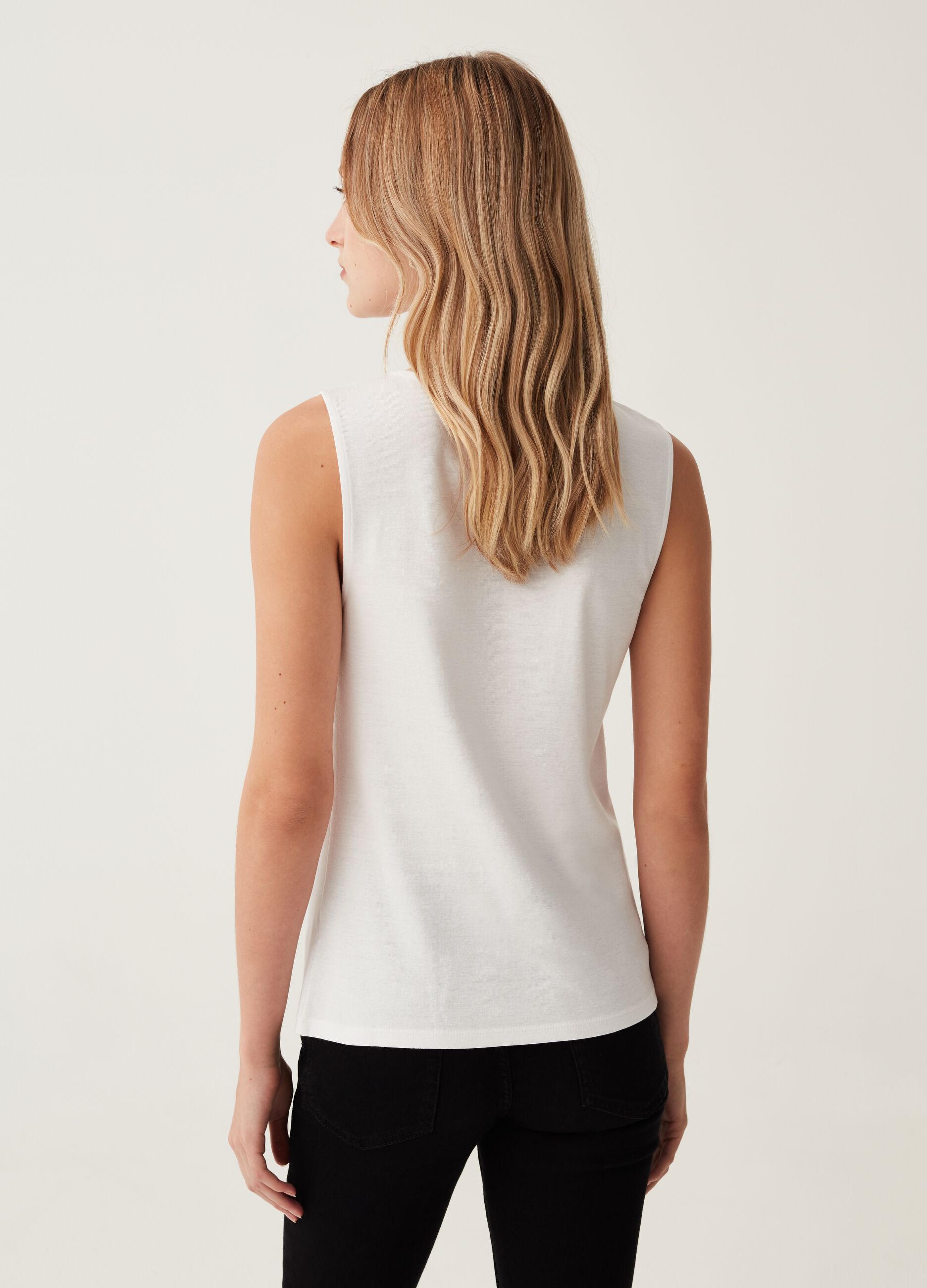 Tank top girocollo con nodo_2