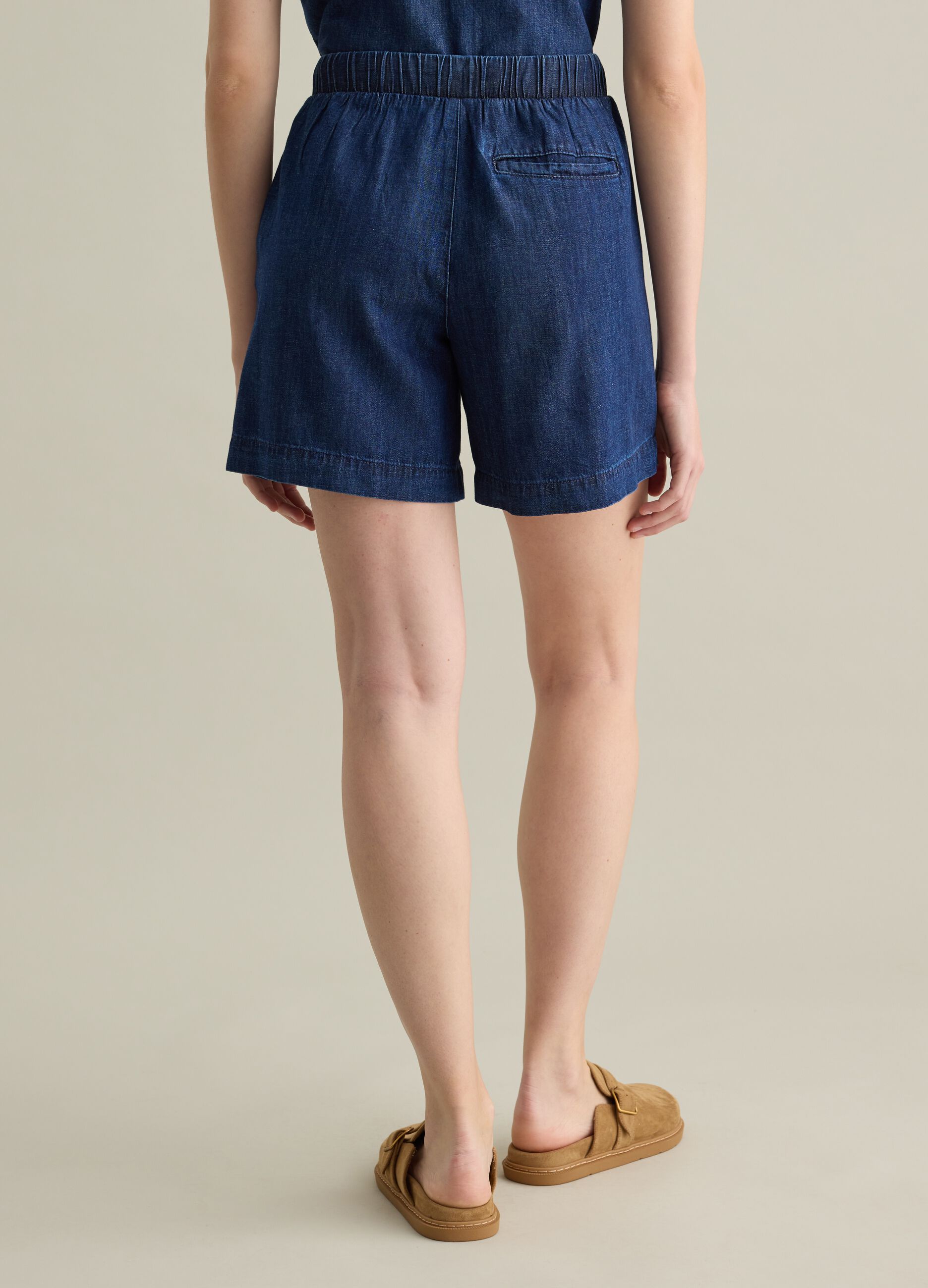Shorts in denim con coulisse 