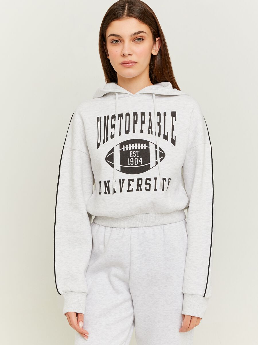 Crop sweatshirt with hood and print_0
