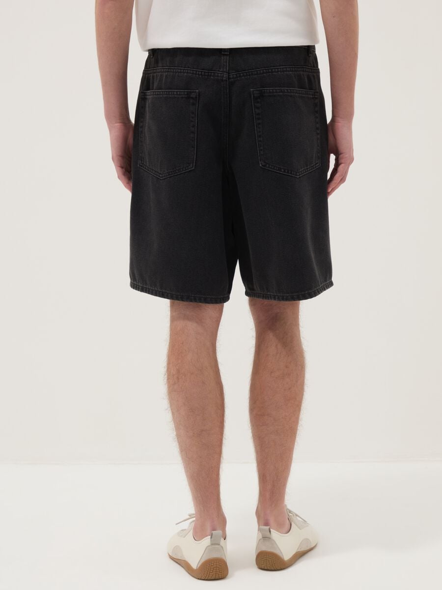 Black denim bermuda shorts in a cotton blend, baggy fit_3