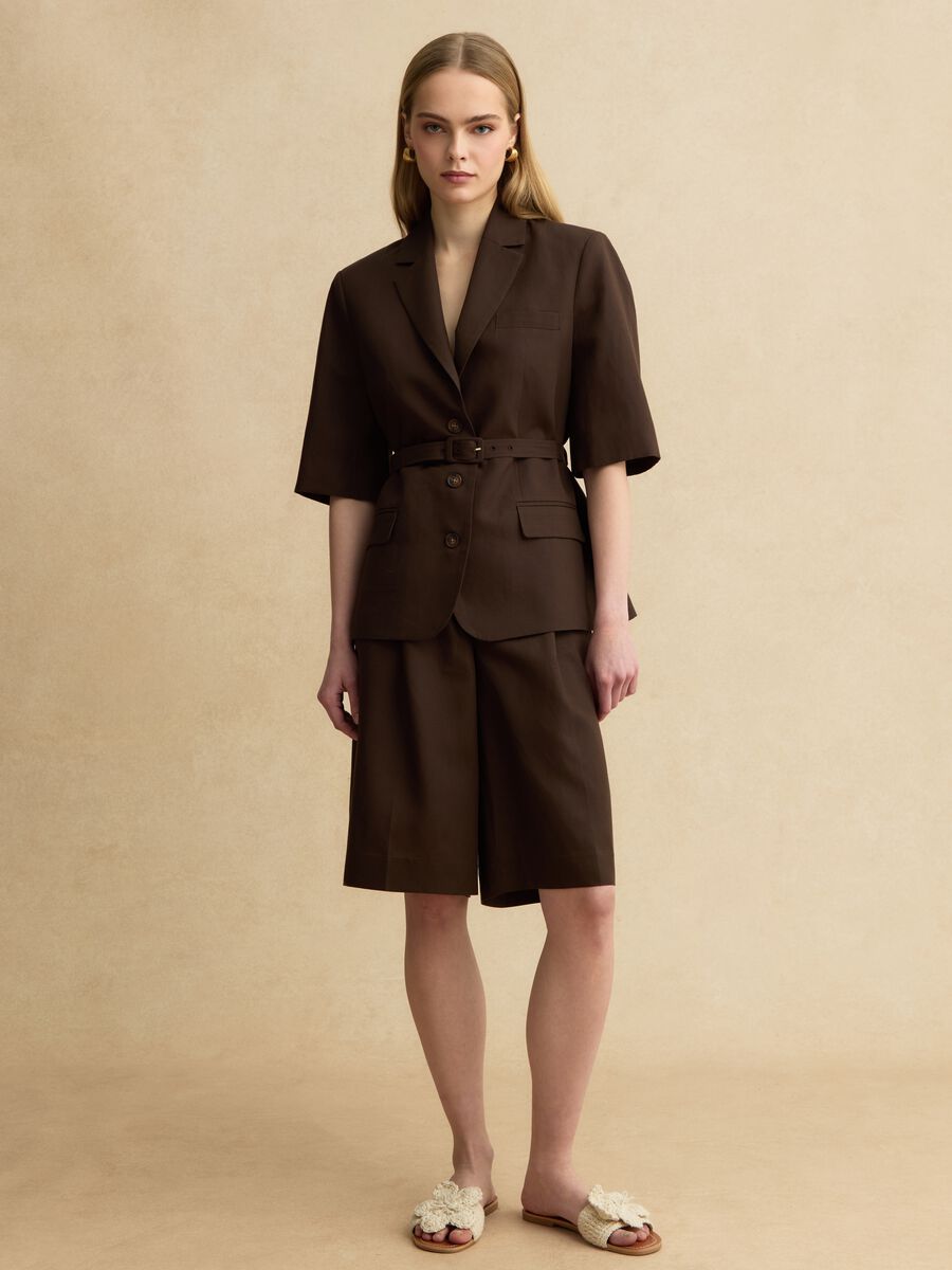 Blazer in misto lyocell e lino marrone regular fit con cintura_2