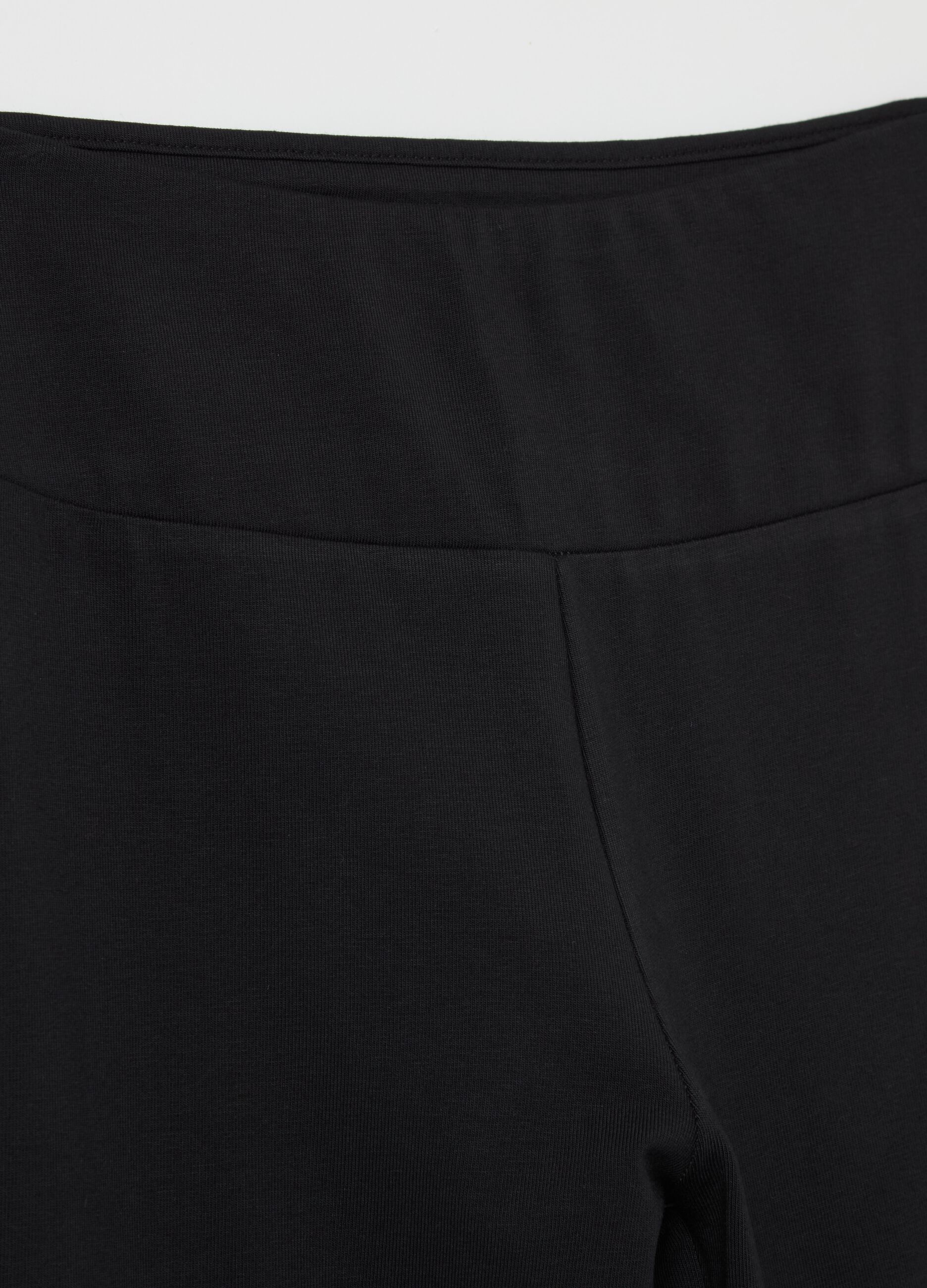 Leggings Essential flare fit in cotone stretch