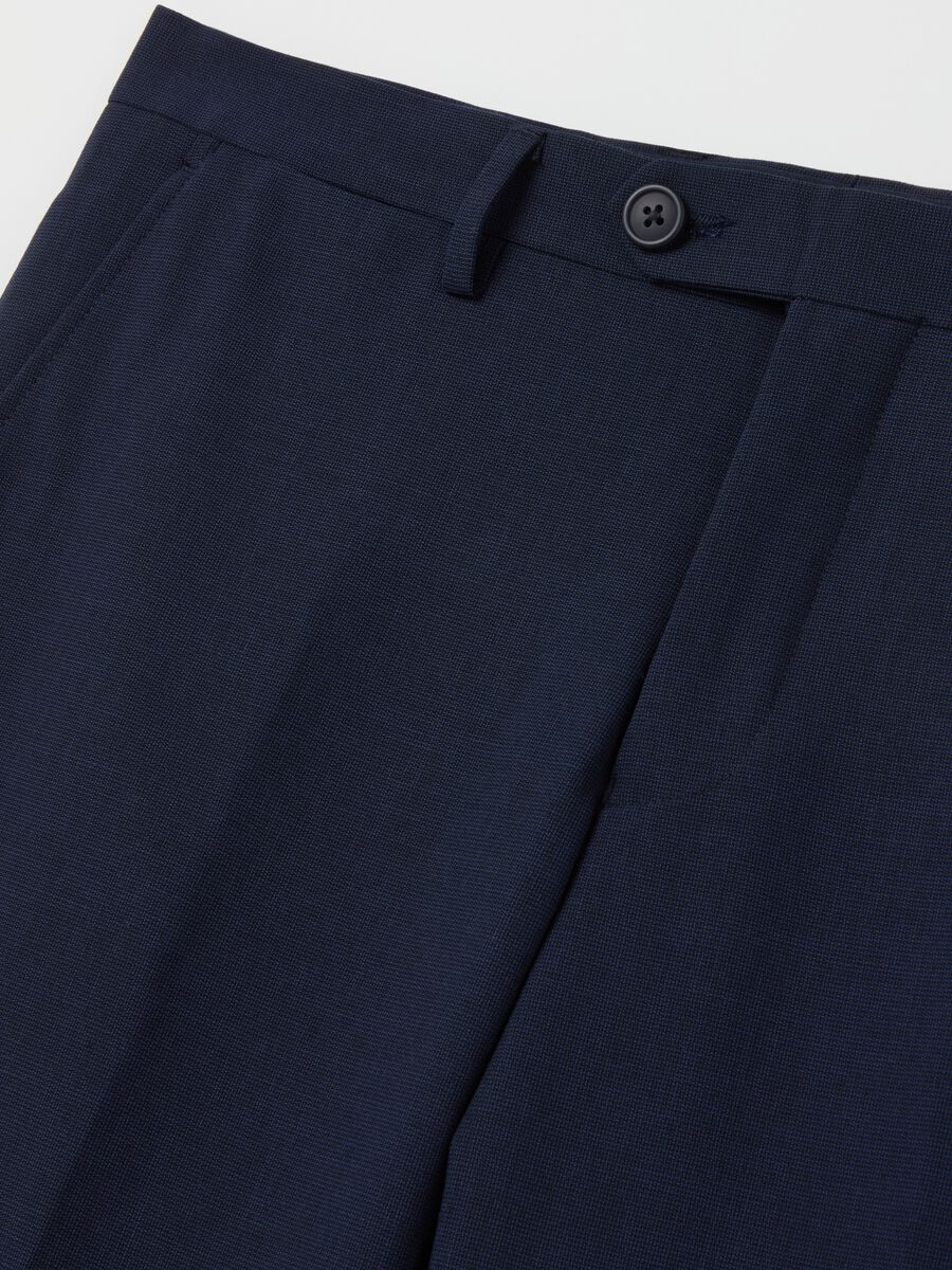 Slim-fit trousers with micro weave_5