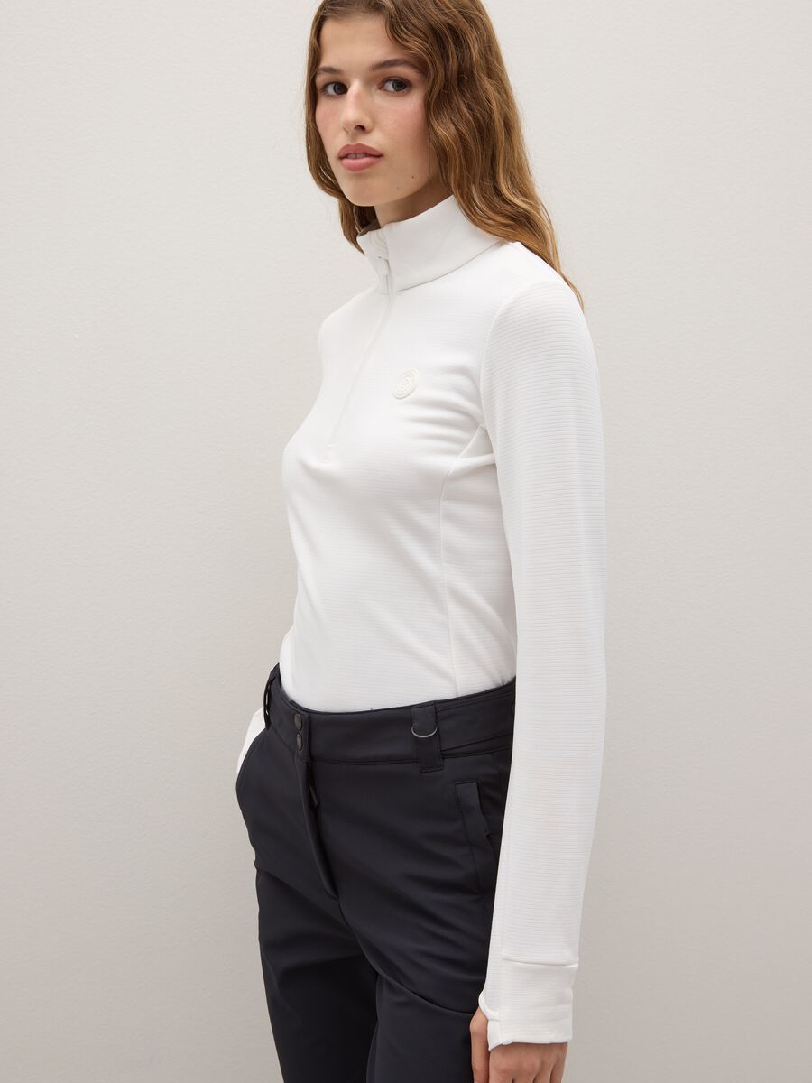 White sporty sweatshirt with high neck and half zip fitted_1