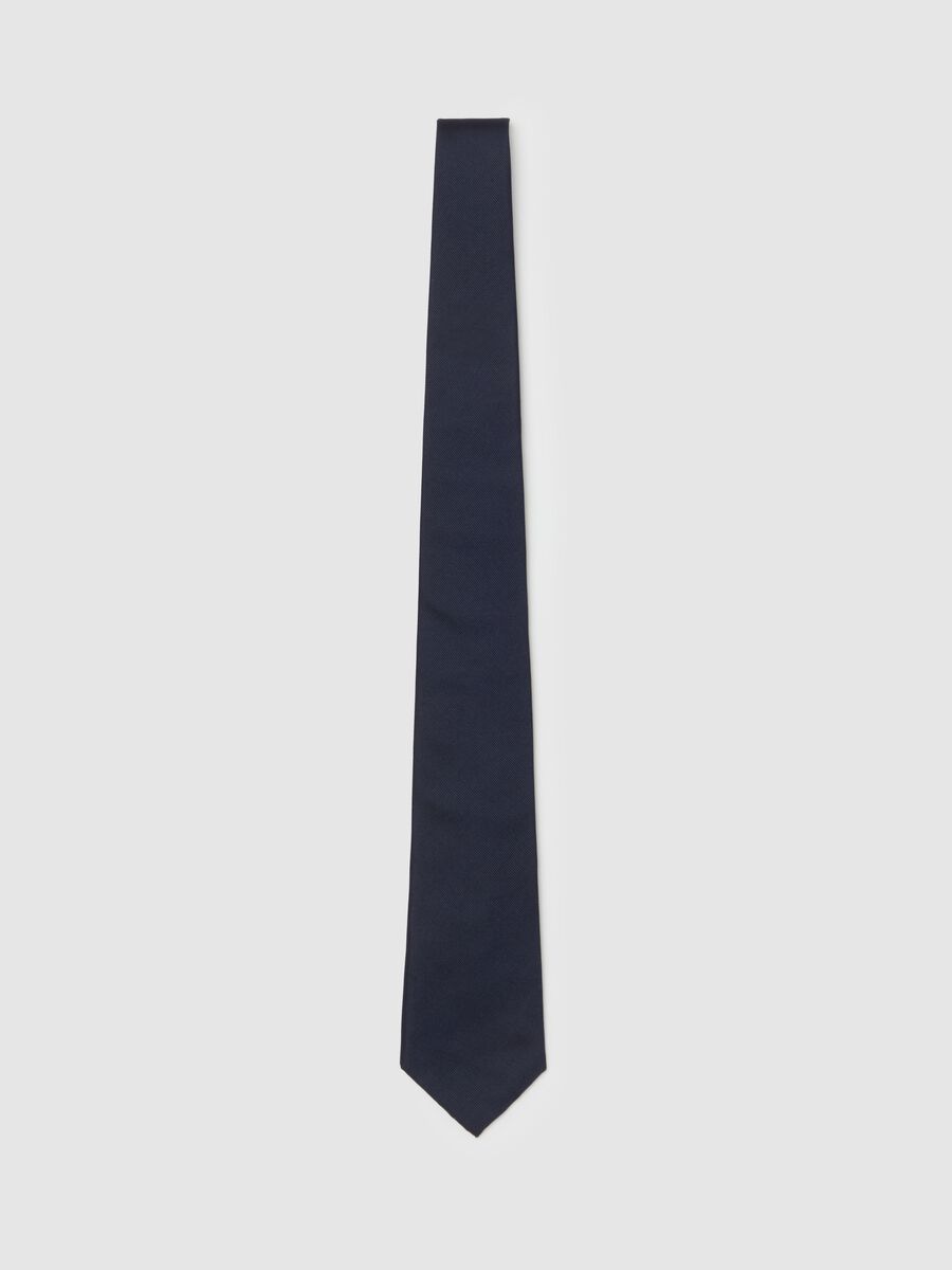Silk tie_0