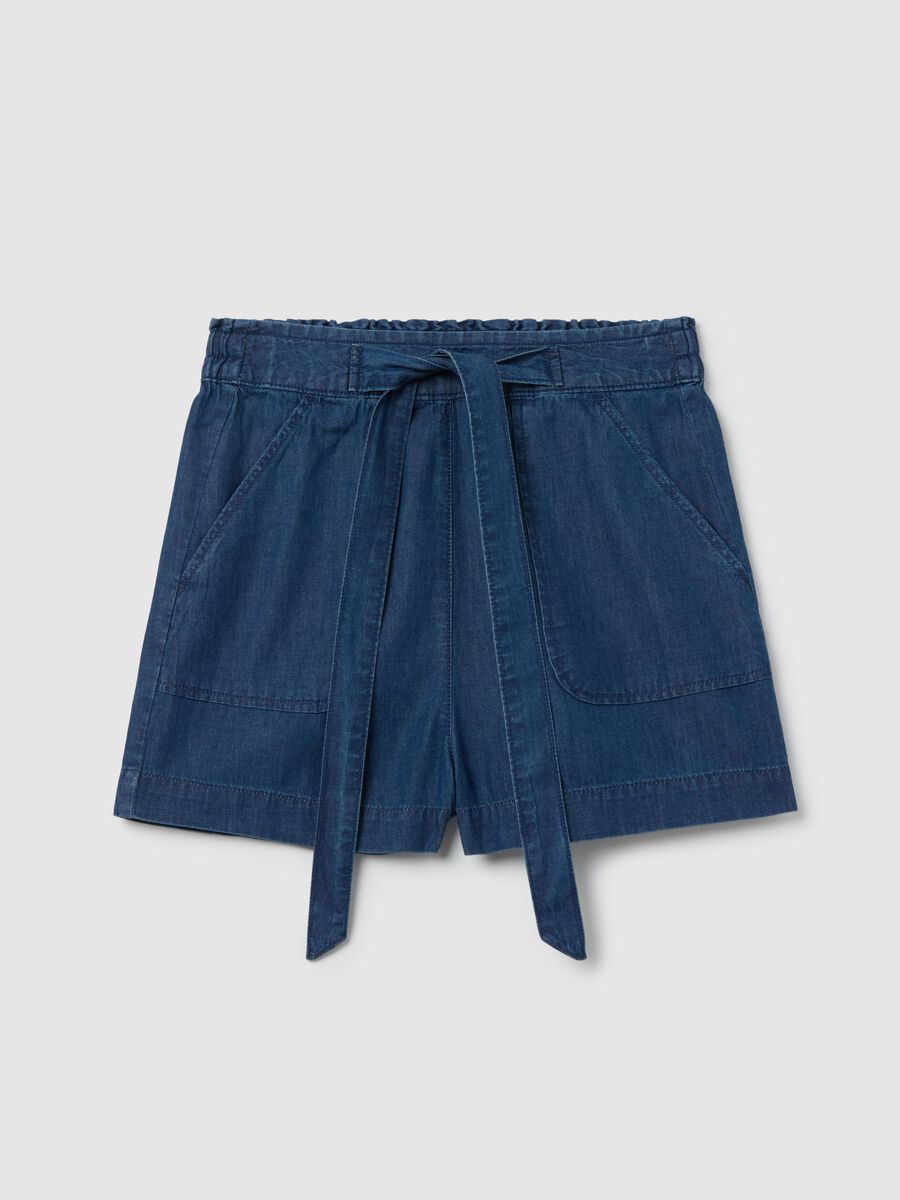 Fluid shorts in denim with bow_4